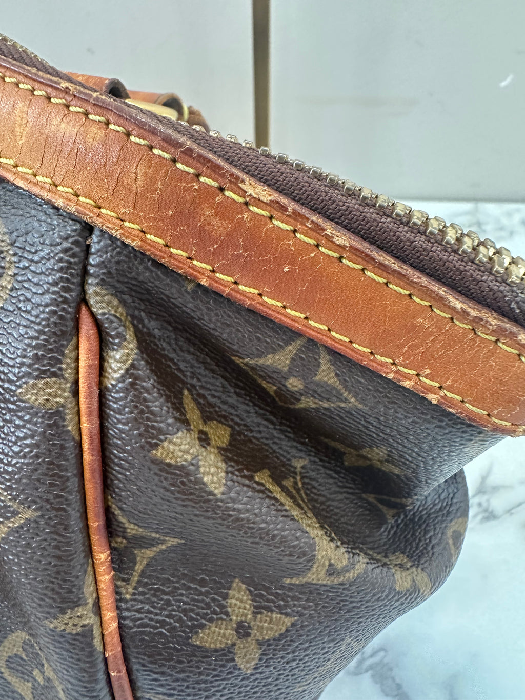 Louis Vuitton Tivoli PM