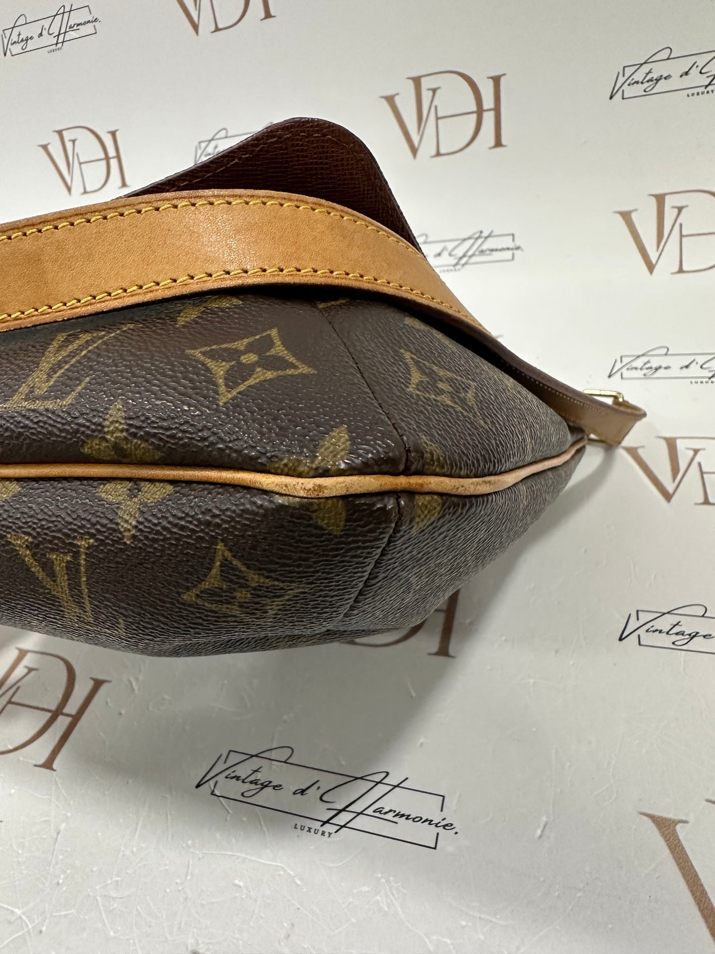 017796 - Louis Vuitton Musette