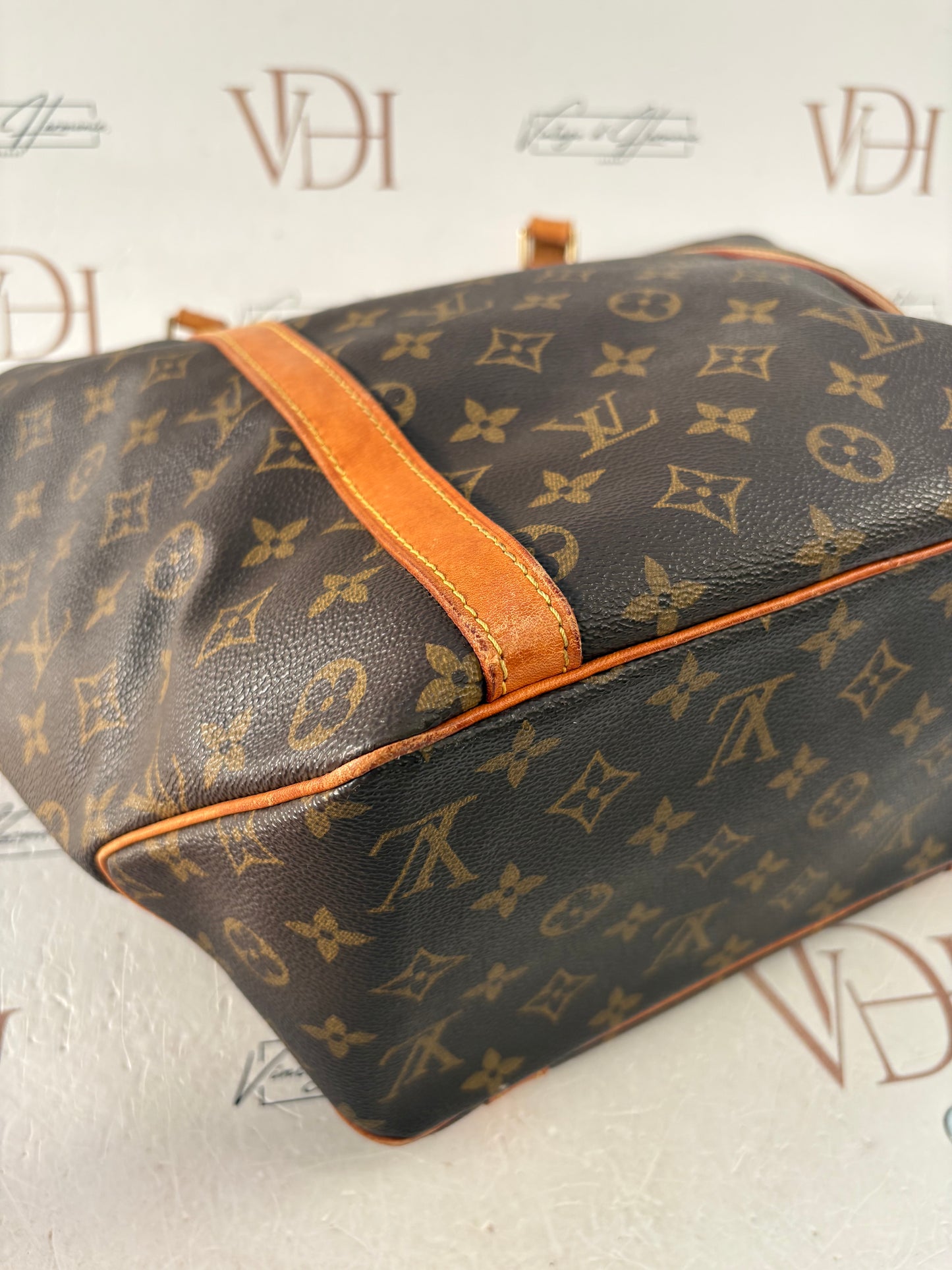 018617 - Louis Vuitton Sac Shopping