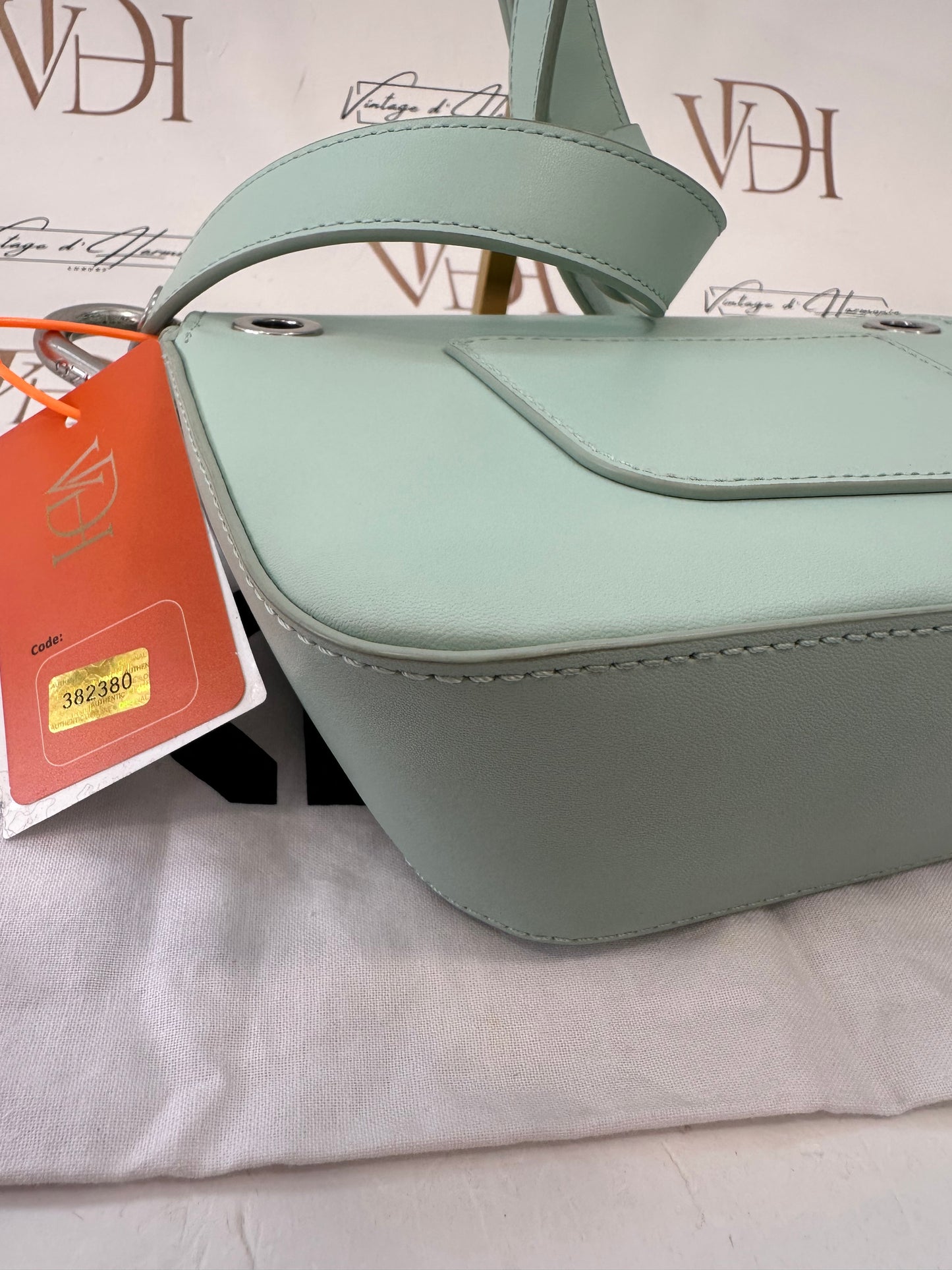 382380 - Kenzo