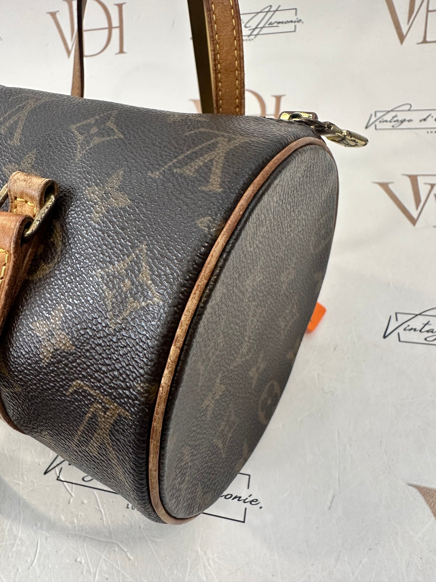 017760 - Louis Vuitton Papillon 26