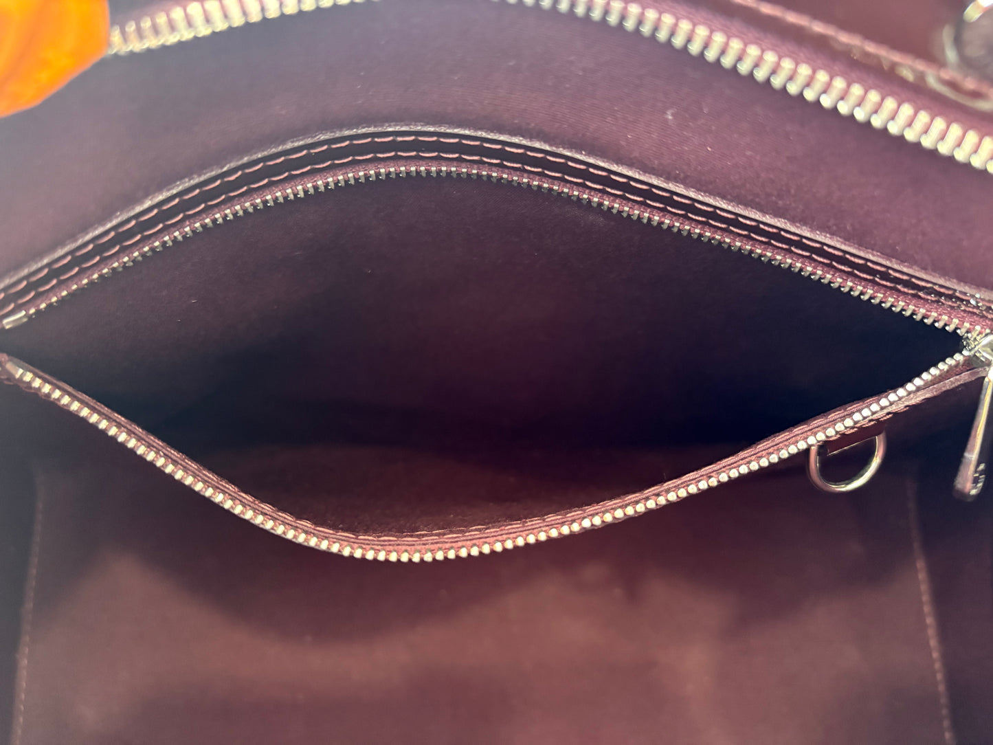 384122 - Louis Vuitton Brea