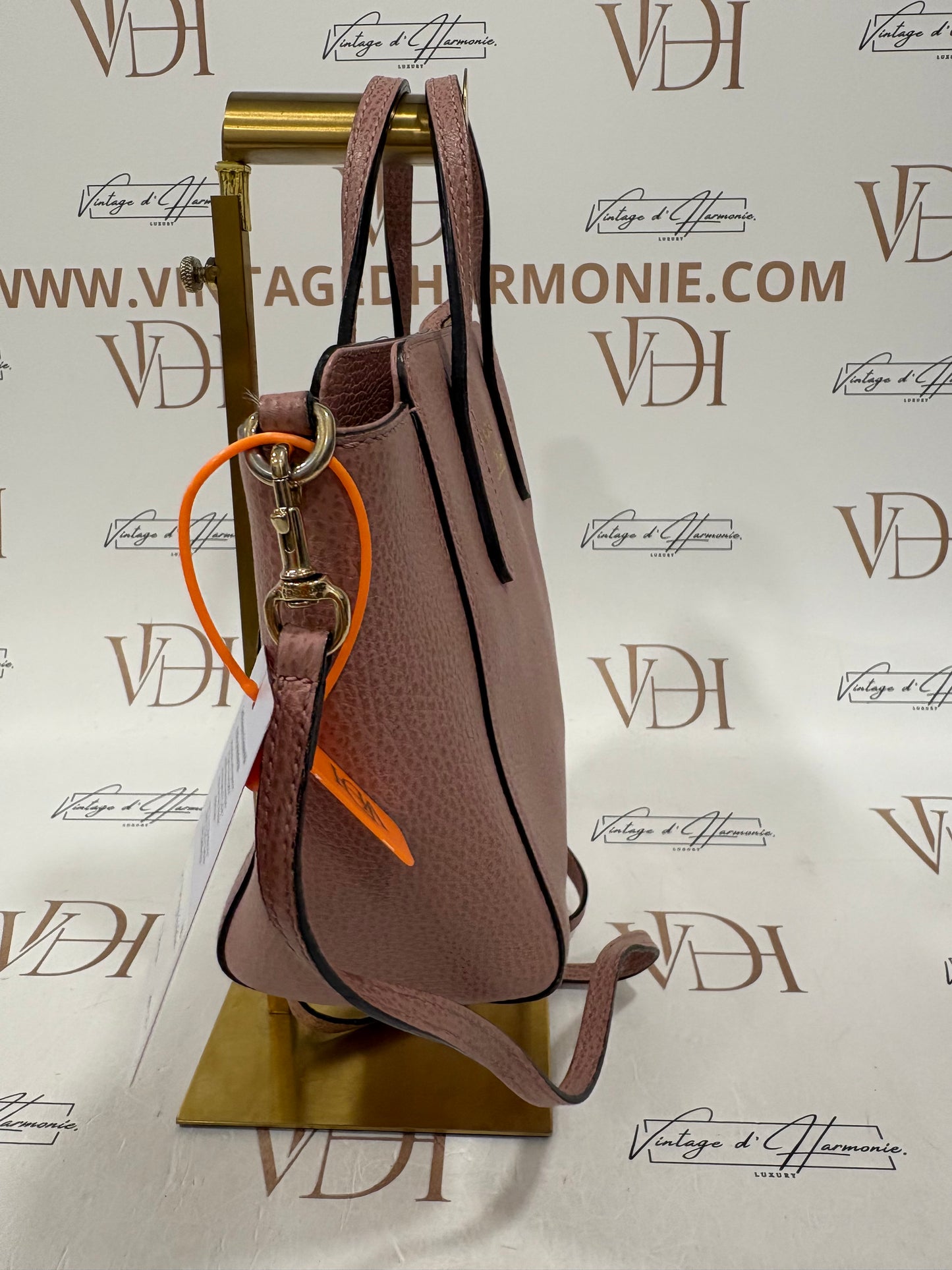 383178 - Gucci Swing