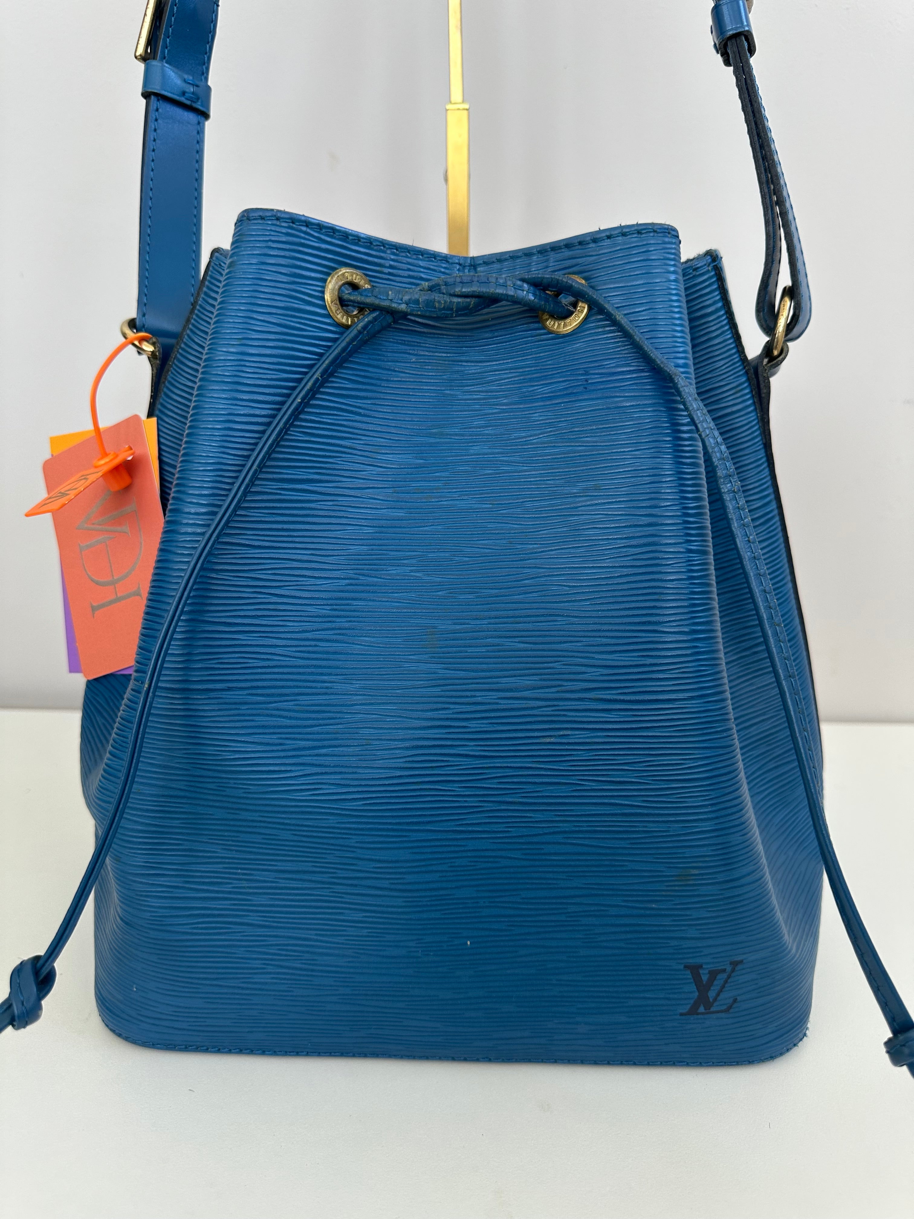 Louis Vuitton Petite Noé Epi Blue