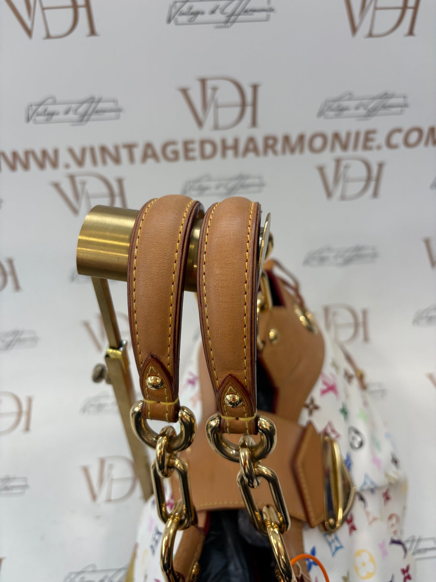 018571 - Louis Vuitton Multicolor Ursula