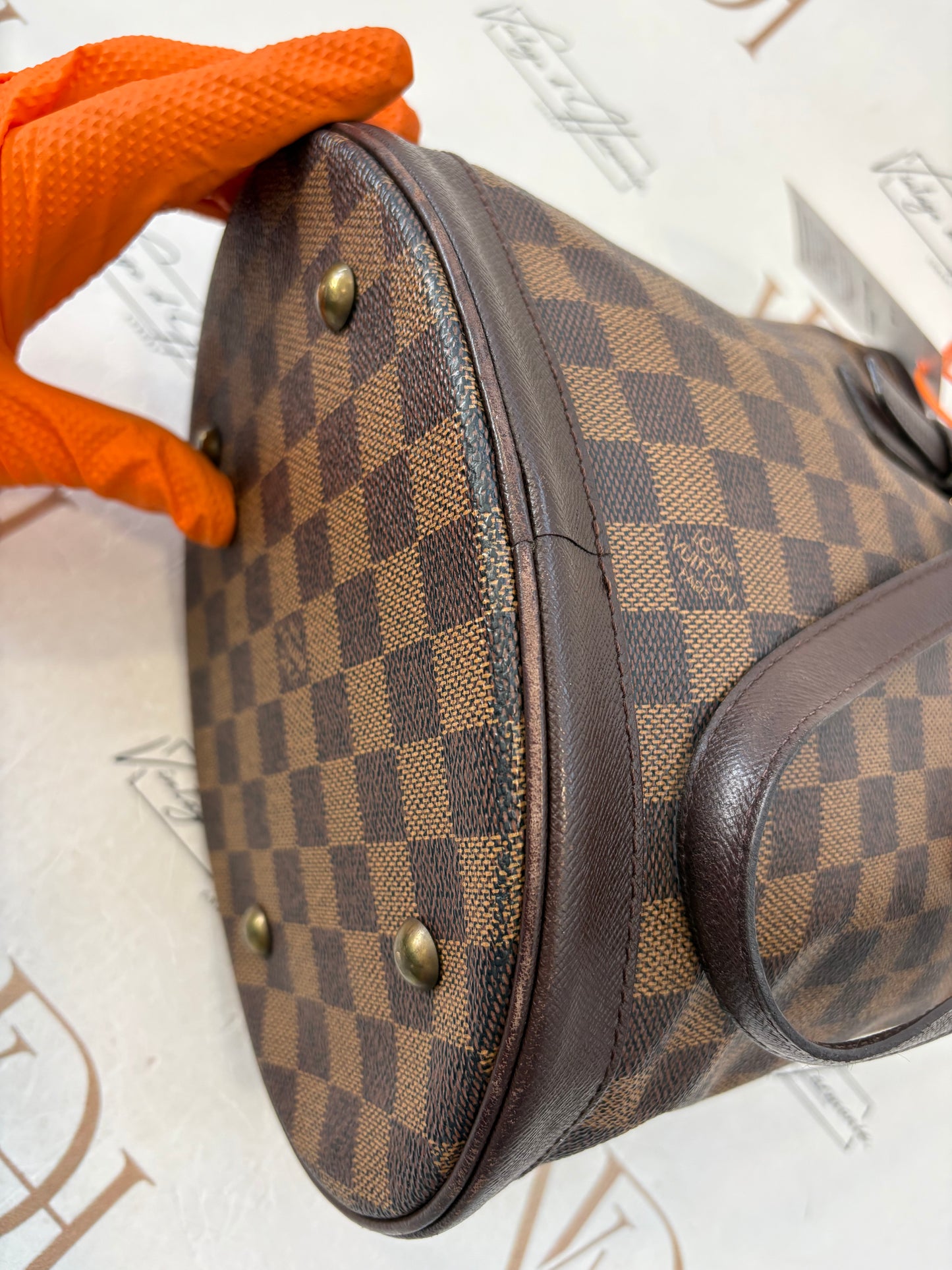 018964 - Louis Vuitton Marais