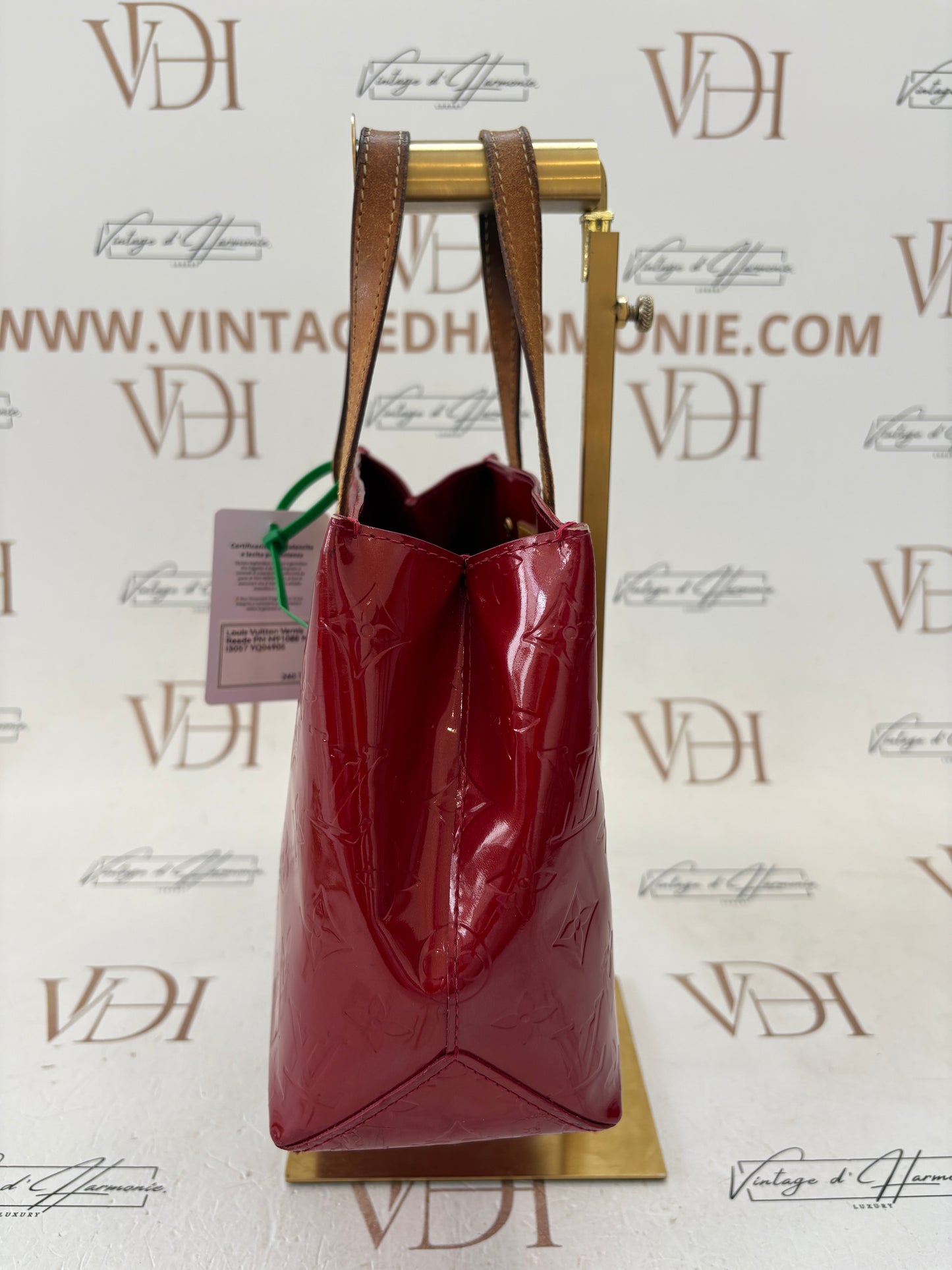 017229 - Louis Vuitton Vernis Reade PM