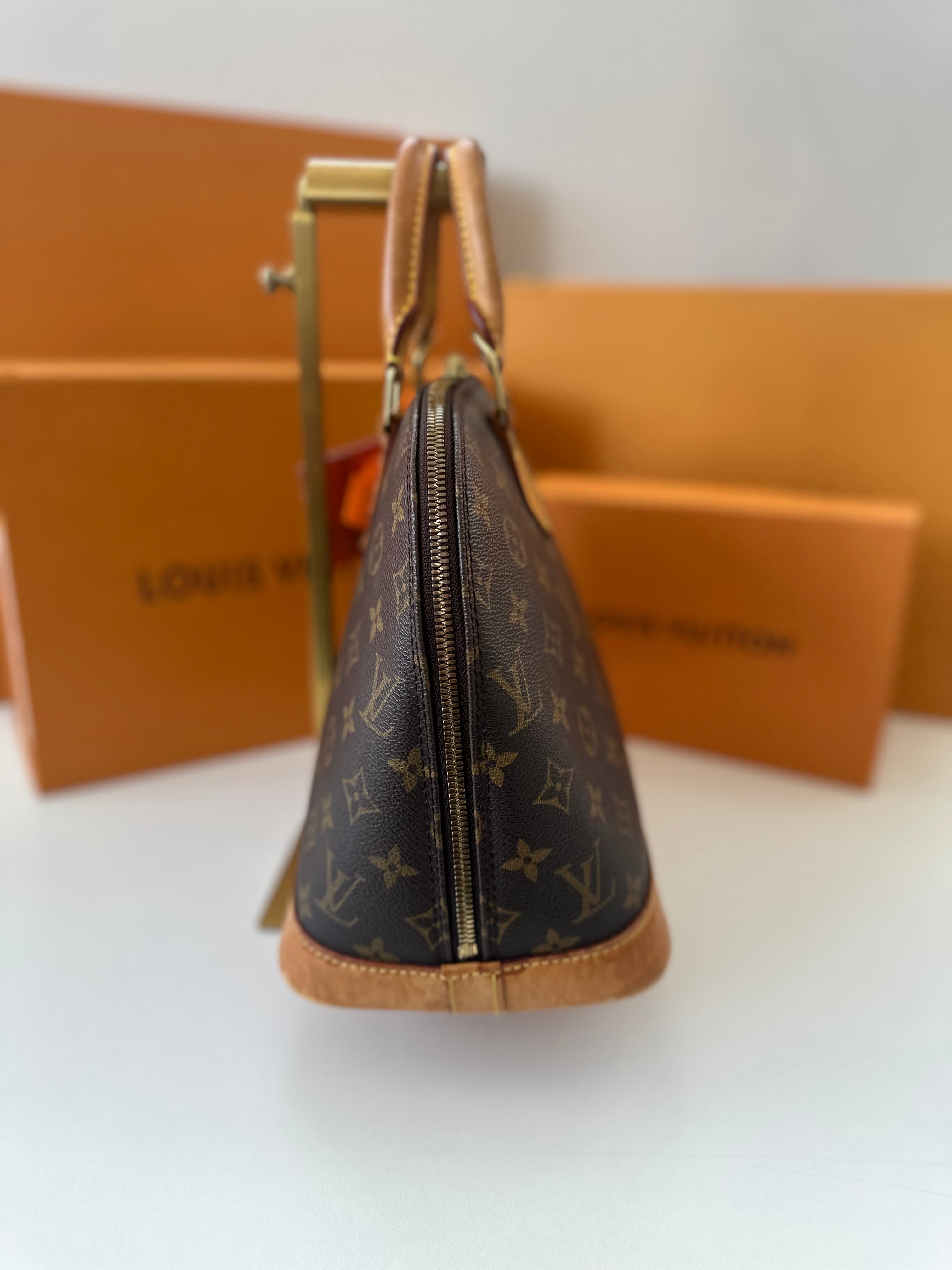 Louis Vuitton Alma