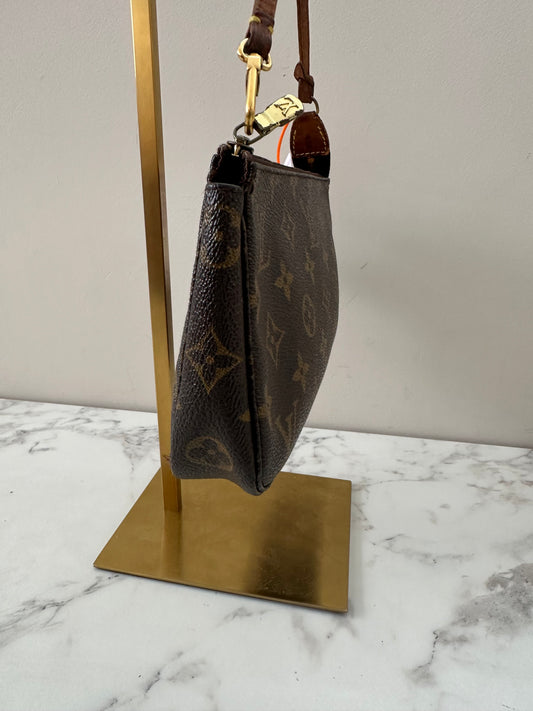 Louis Vuitton Pochette