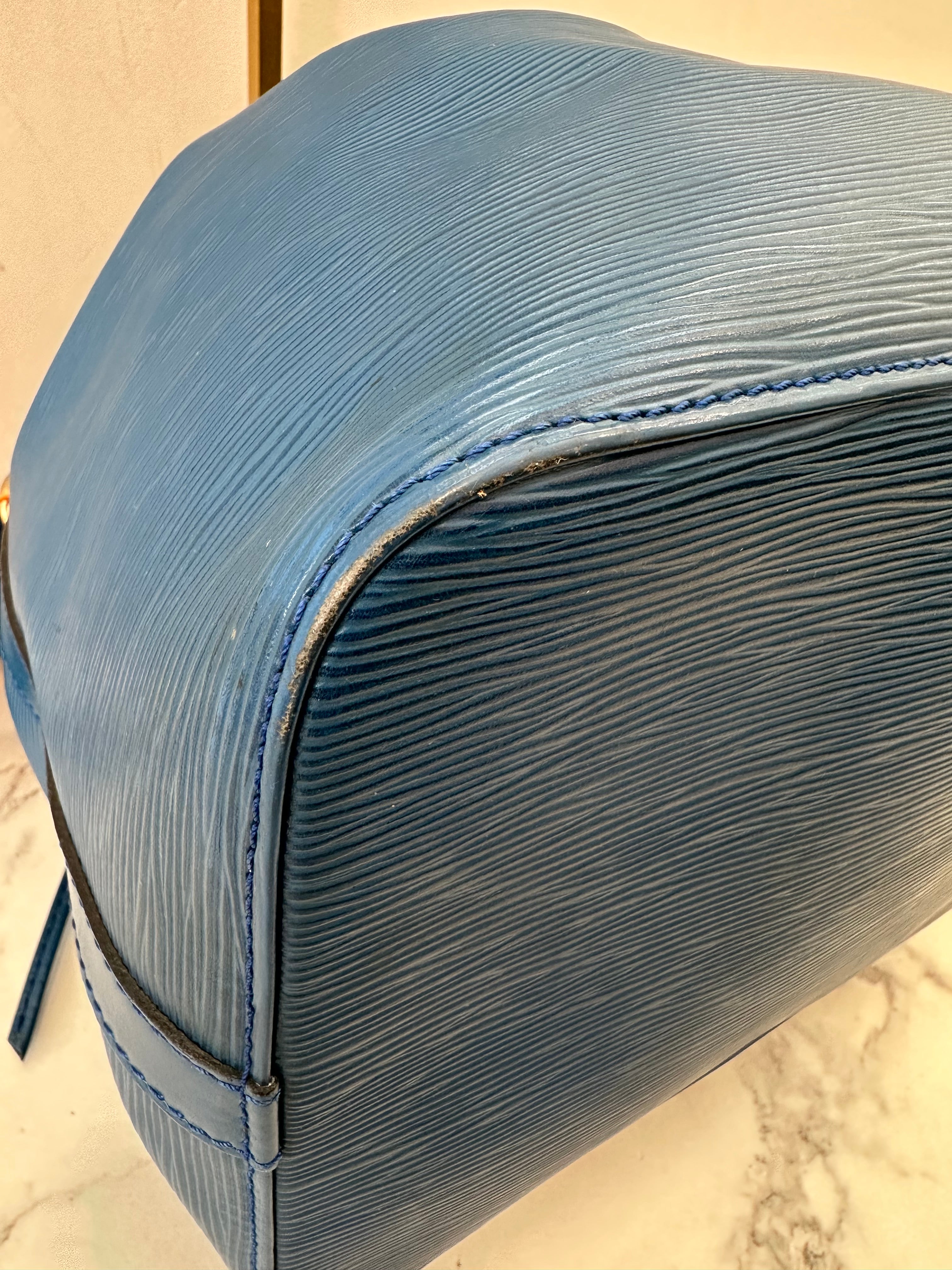 Louis Vuitton Petite Noé Blue Epi