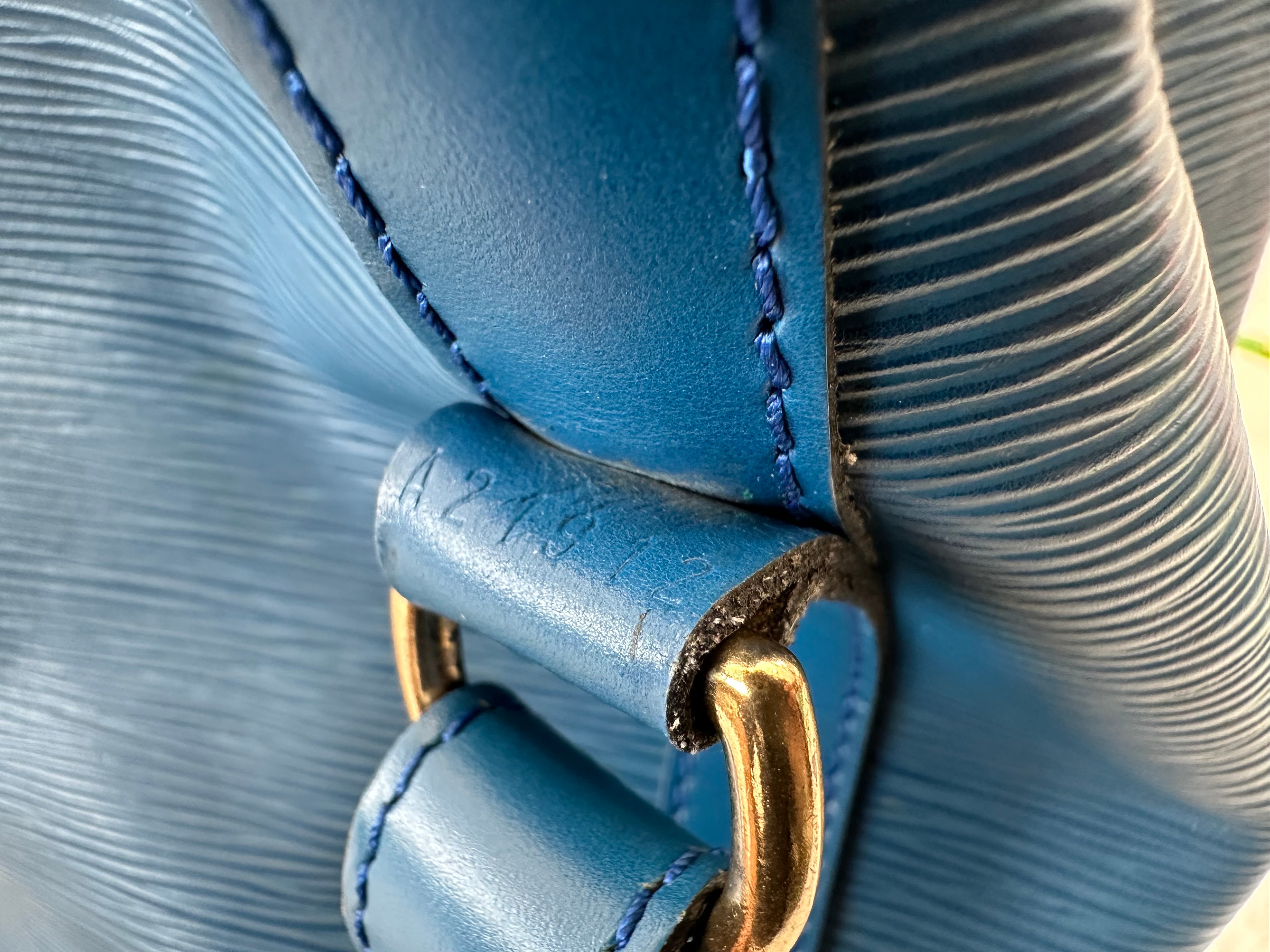 Louis Vuitton Petite Noé Blue Epi