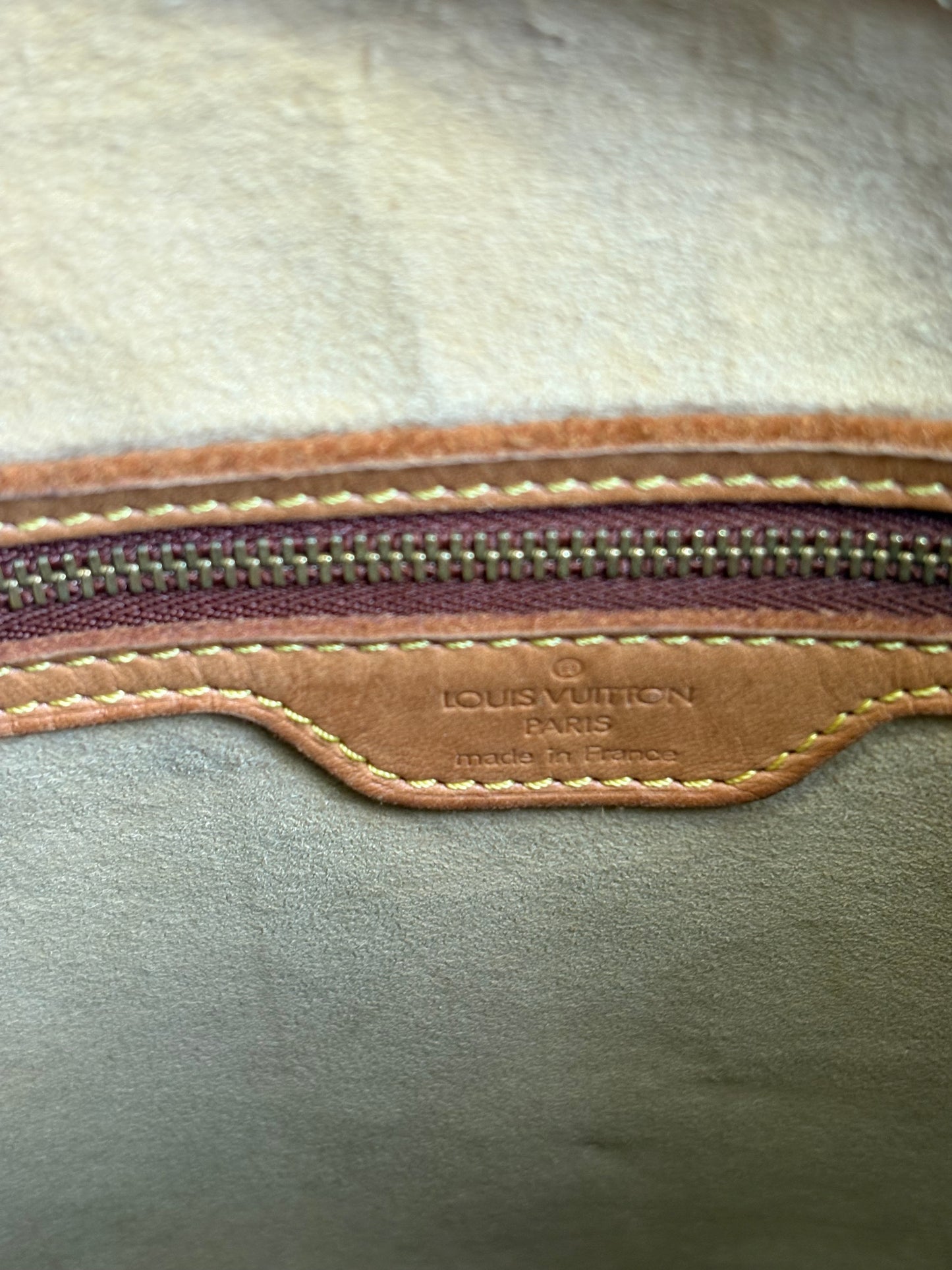 Louis Vuitton Looping GM