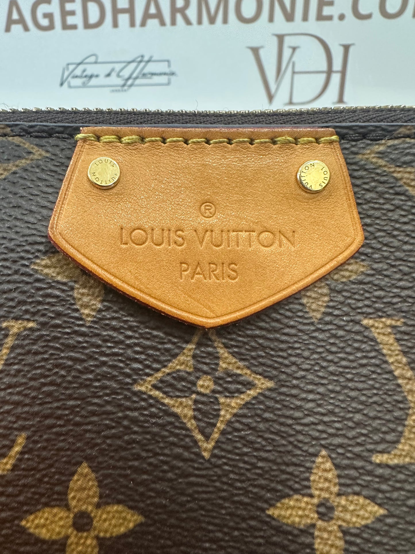382760 - Louis Vuitton Turenne