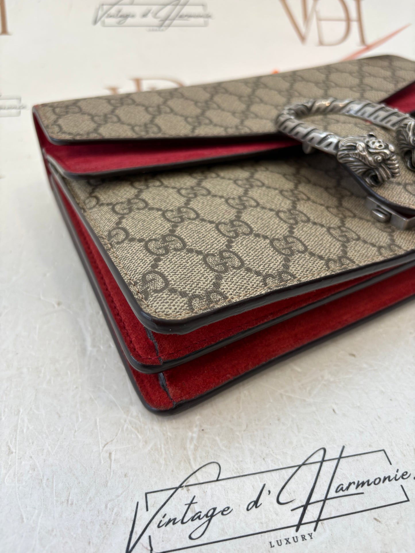 201172 - Gucci Dionysus