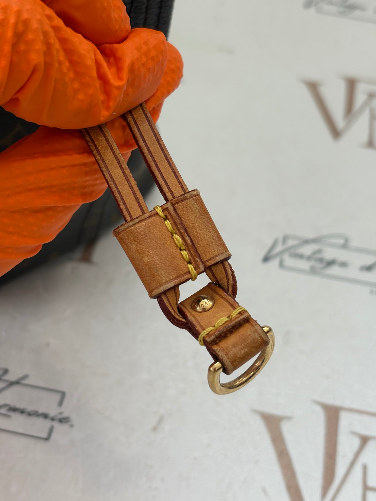 018658 - Louis Vuitton Neverfull PM