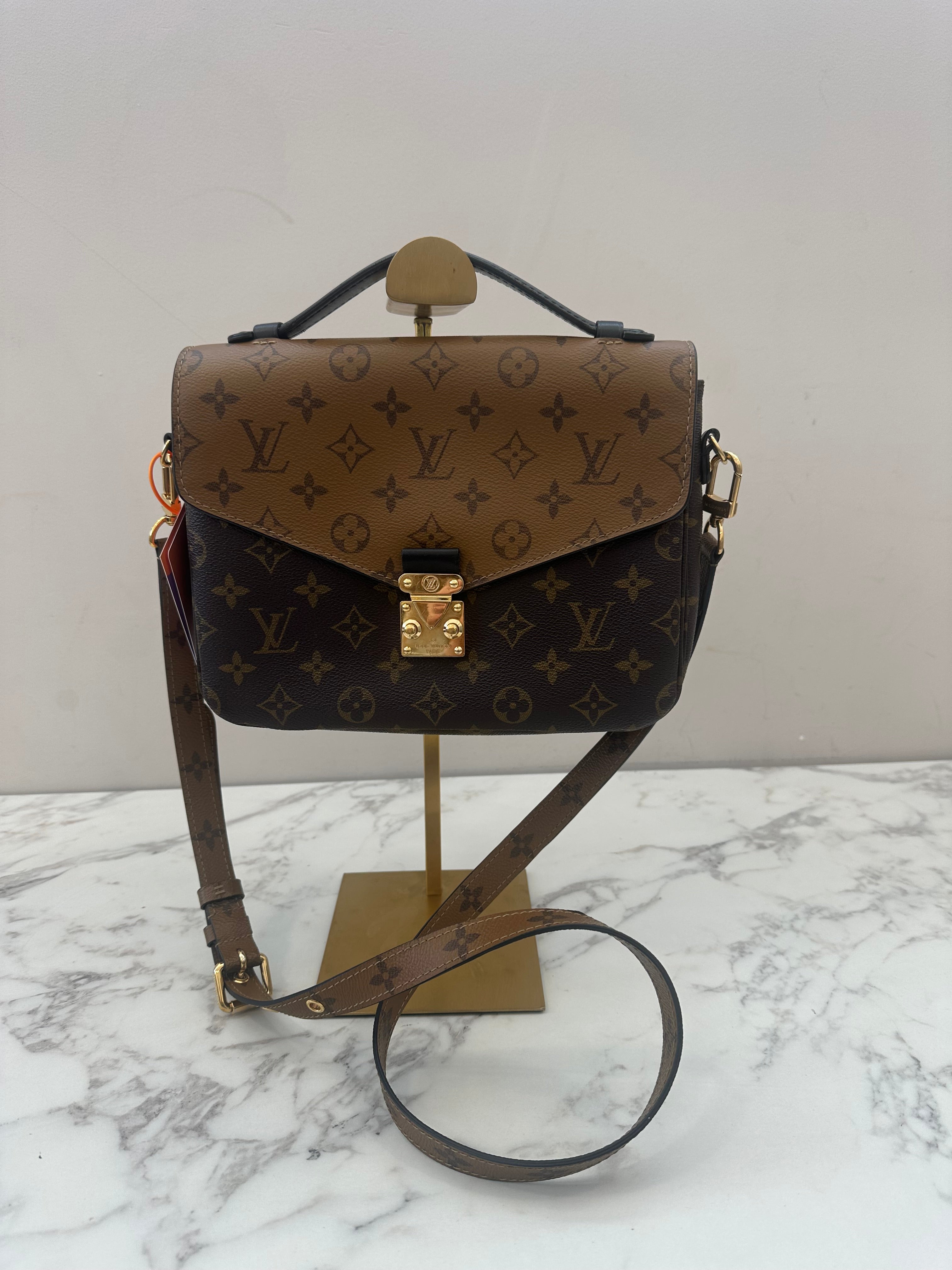 Louis Vuitton Metis Reverse