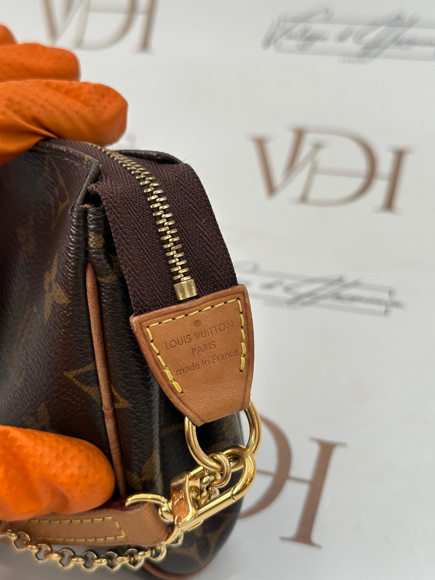 383980 - Louis Vuitton Eva