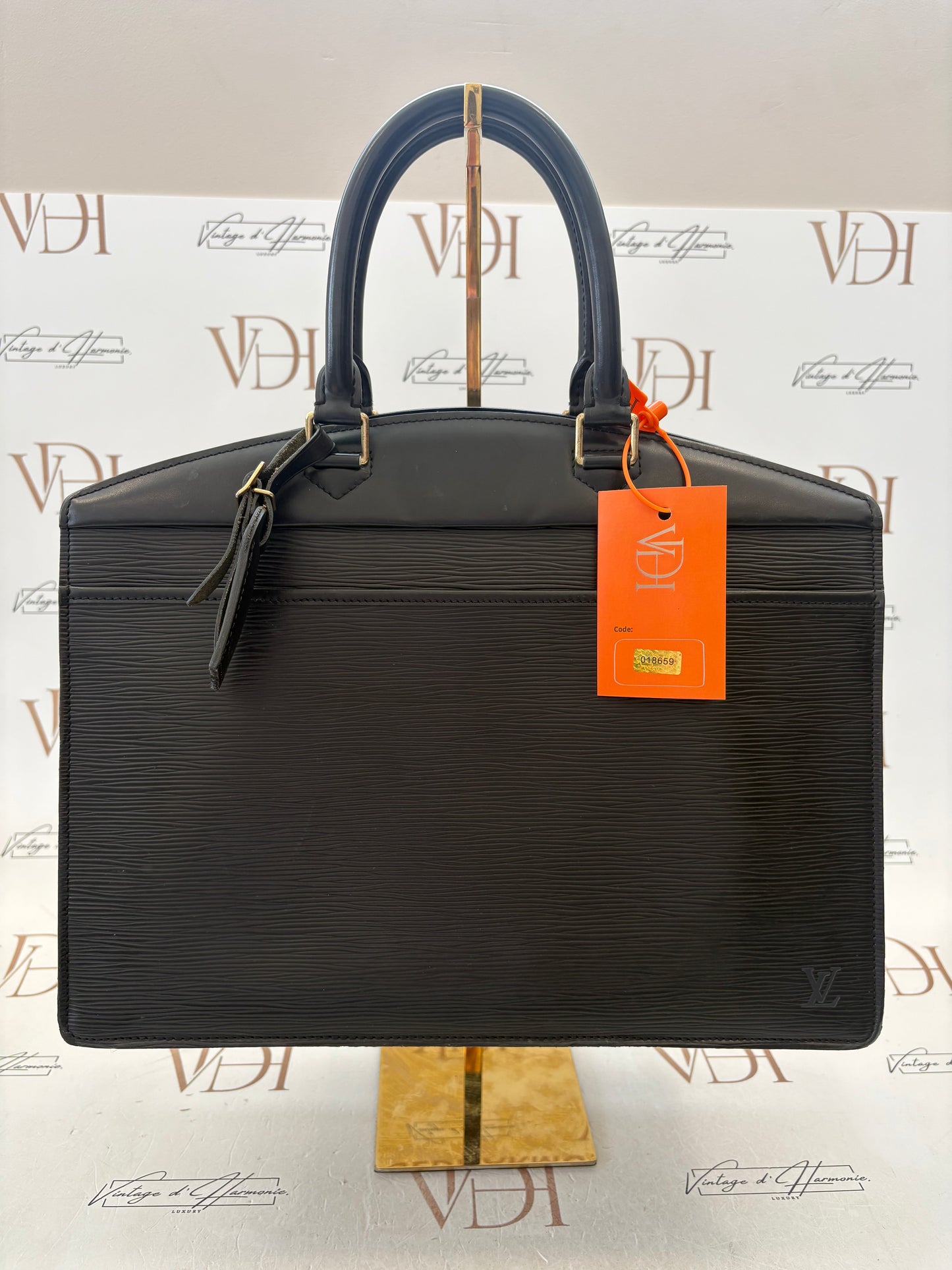 018659 - Louis Vuitton Riviera Epi Black