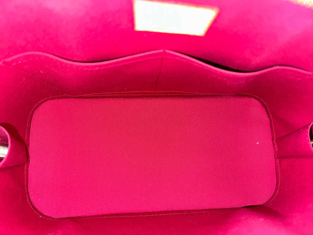 Louis Vuitton Alma Vernis Red