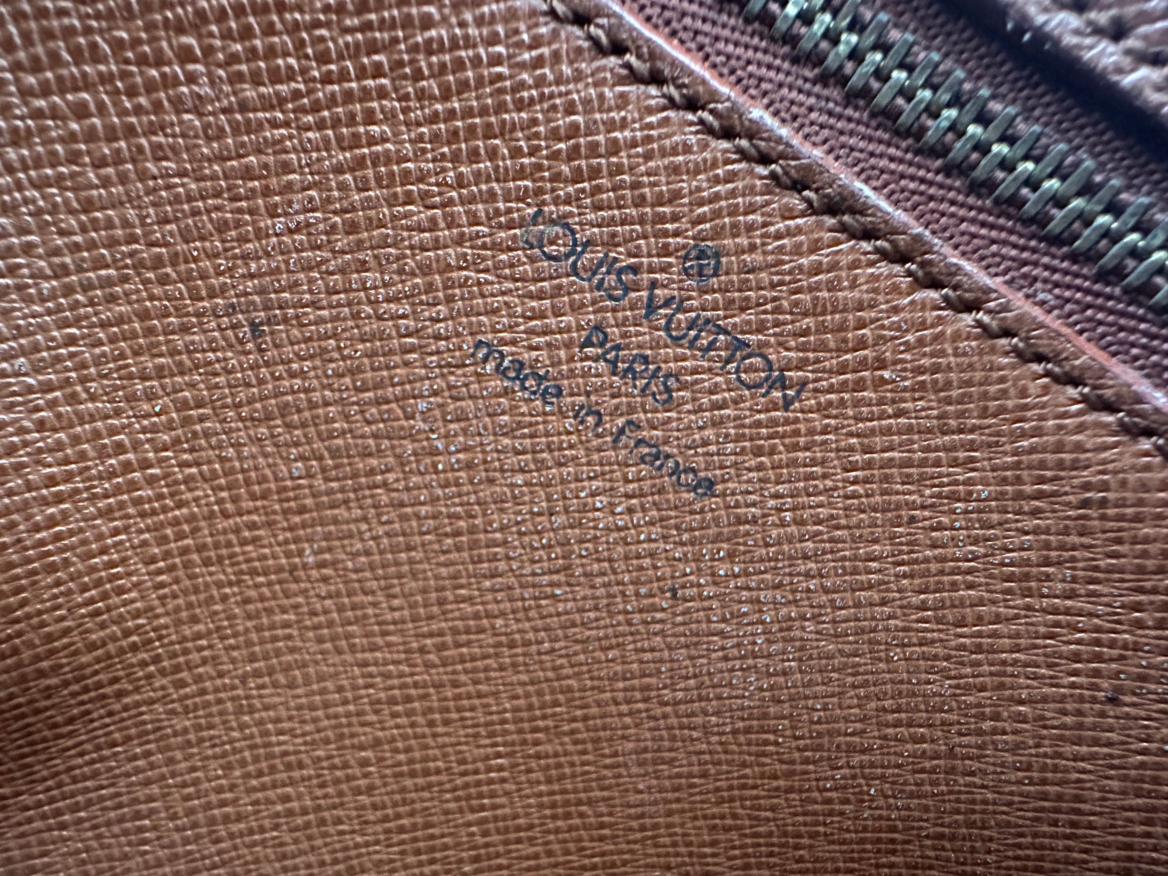 Louis Vuitton Dragonne GM