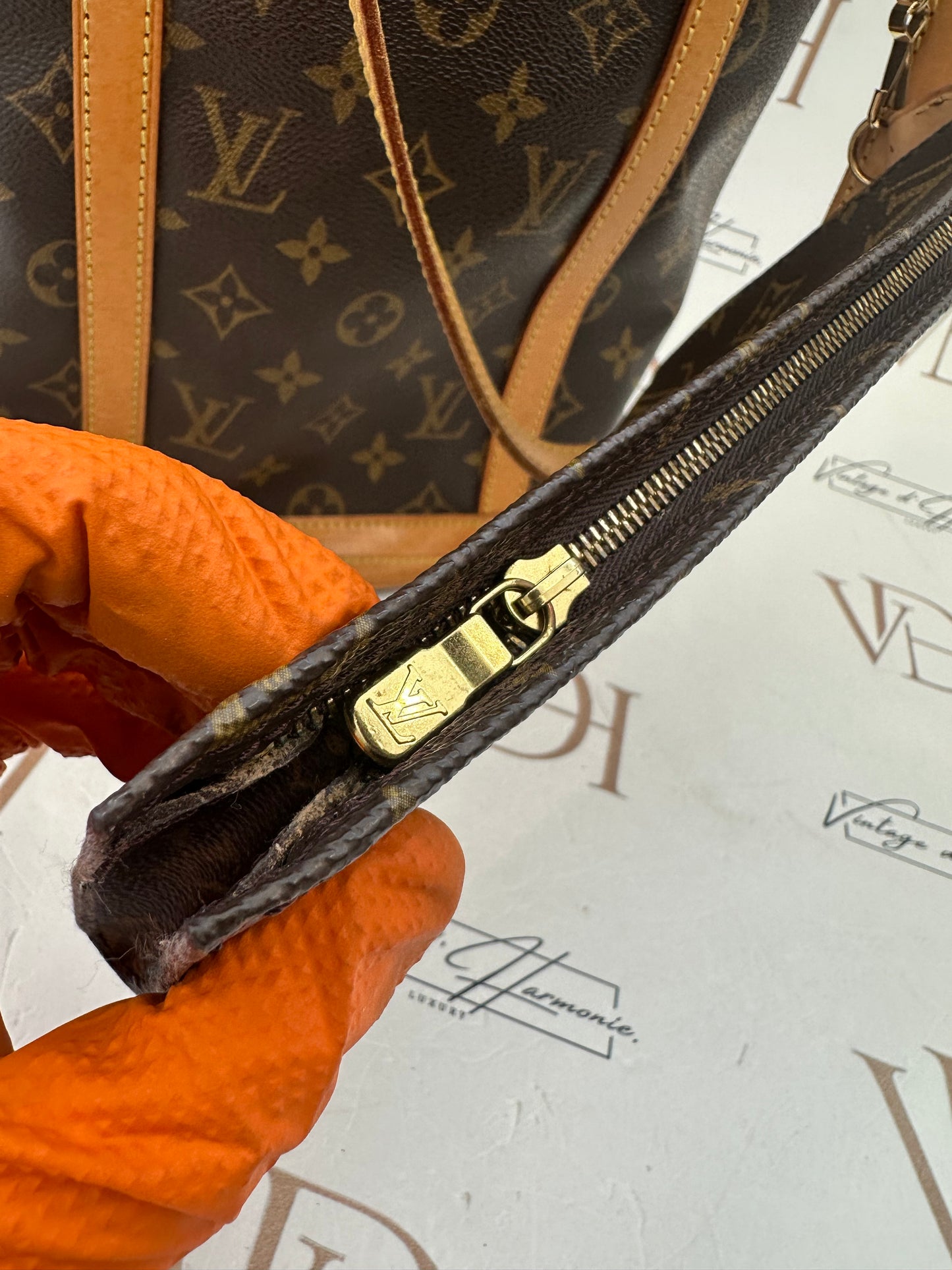 017785 - Louis Vuitton Bucket GM