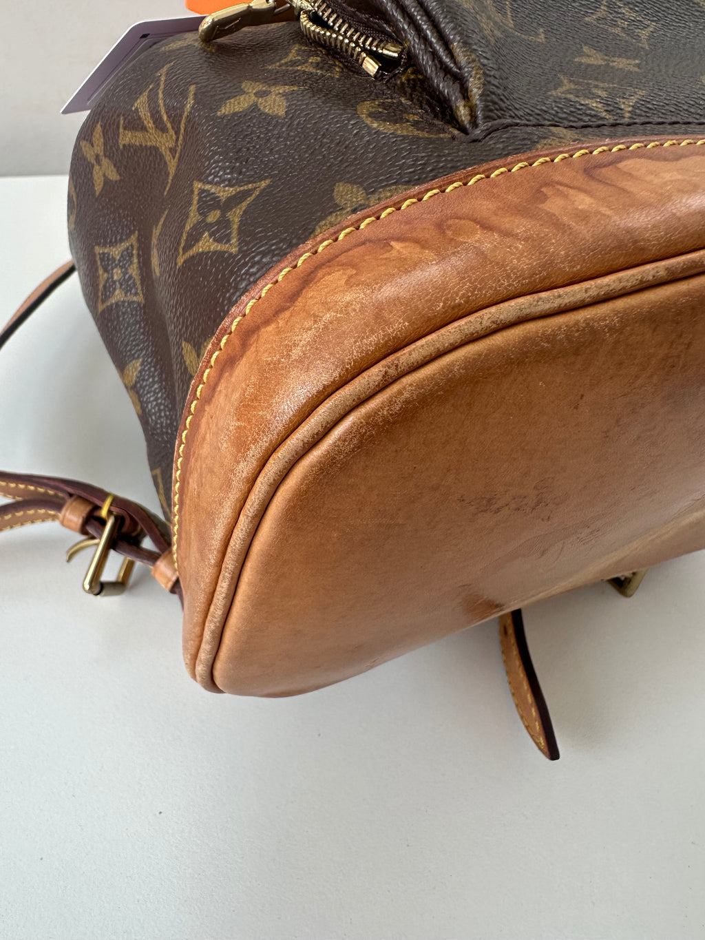 Louis Vuitton Montsouris MM