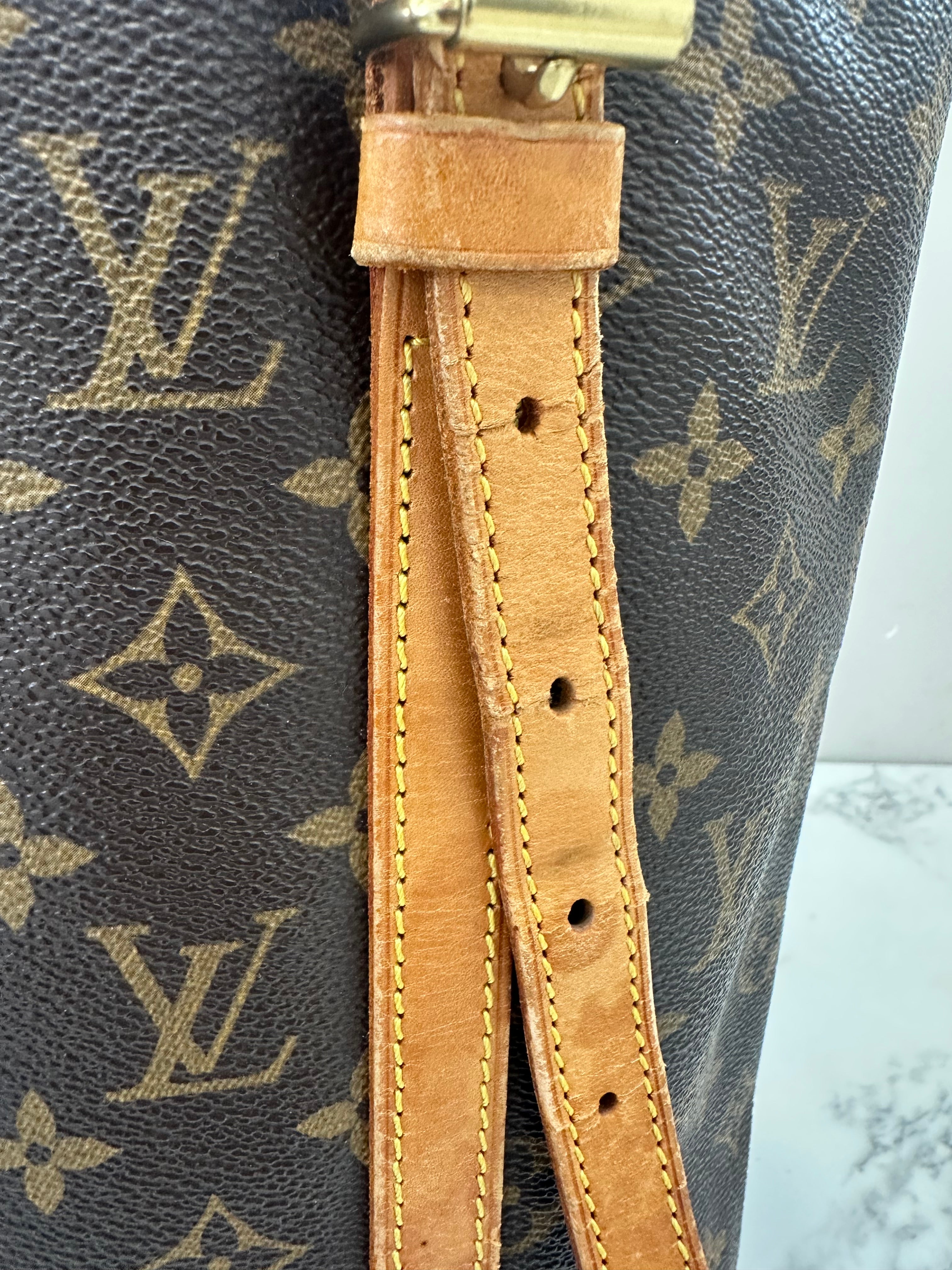 Louis Vuitton Bucket GM