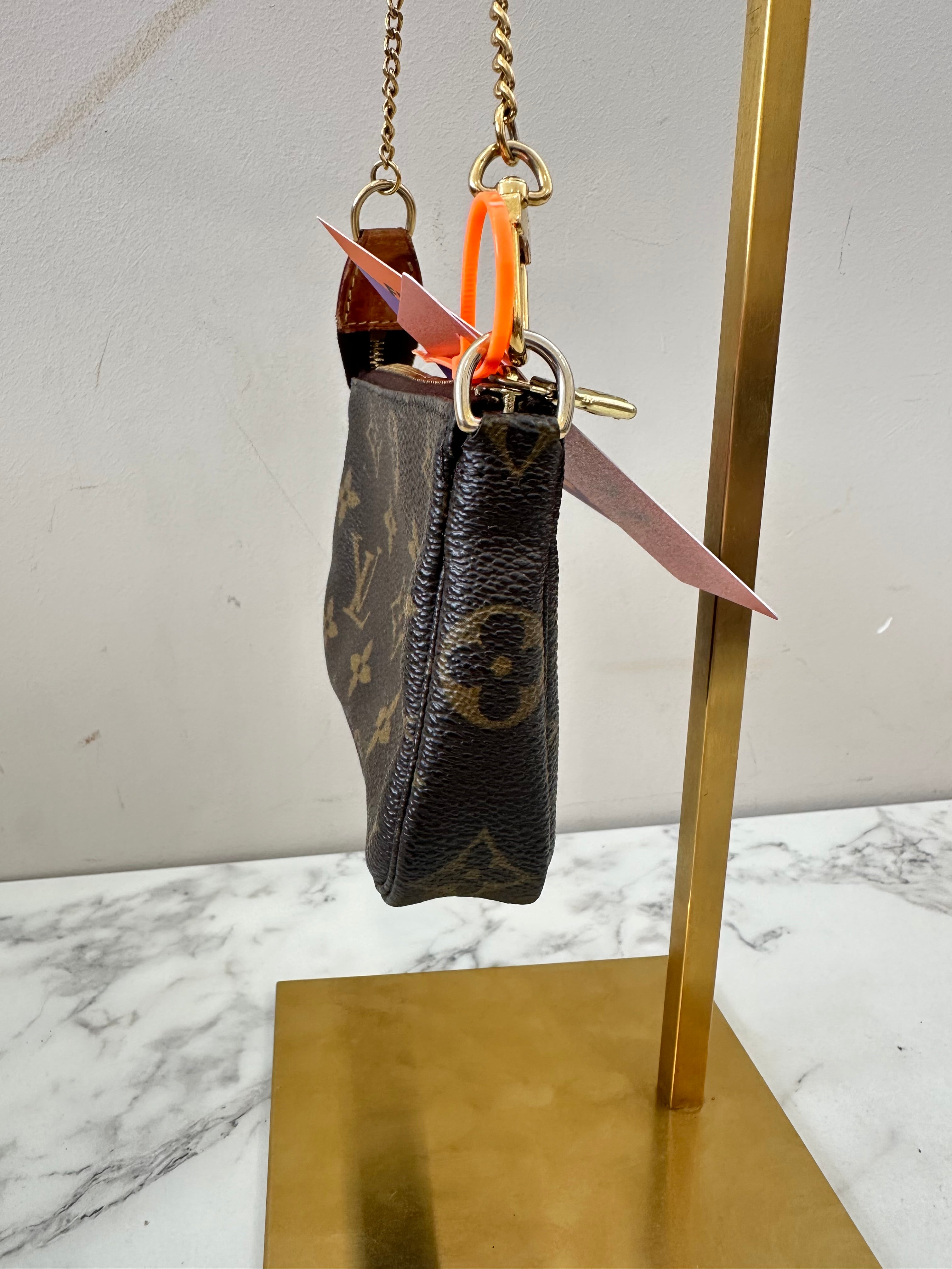 Louis Vuitton Mini Pochette