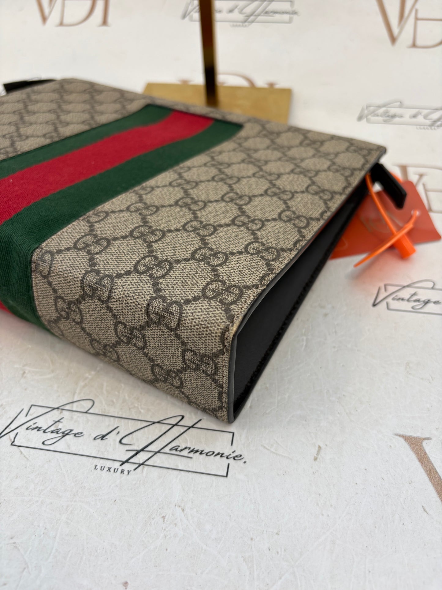 201331 - Gucci Pochette