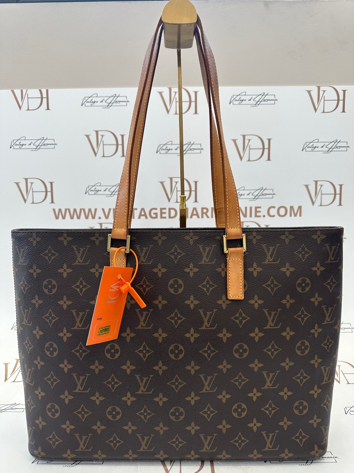 017903 - Louis Vuitton Luco