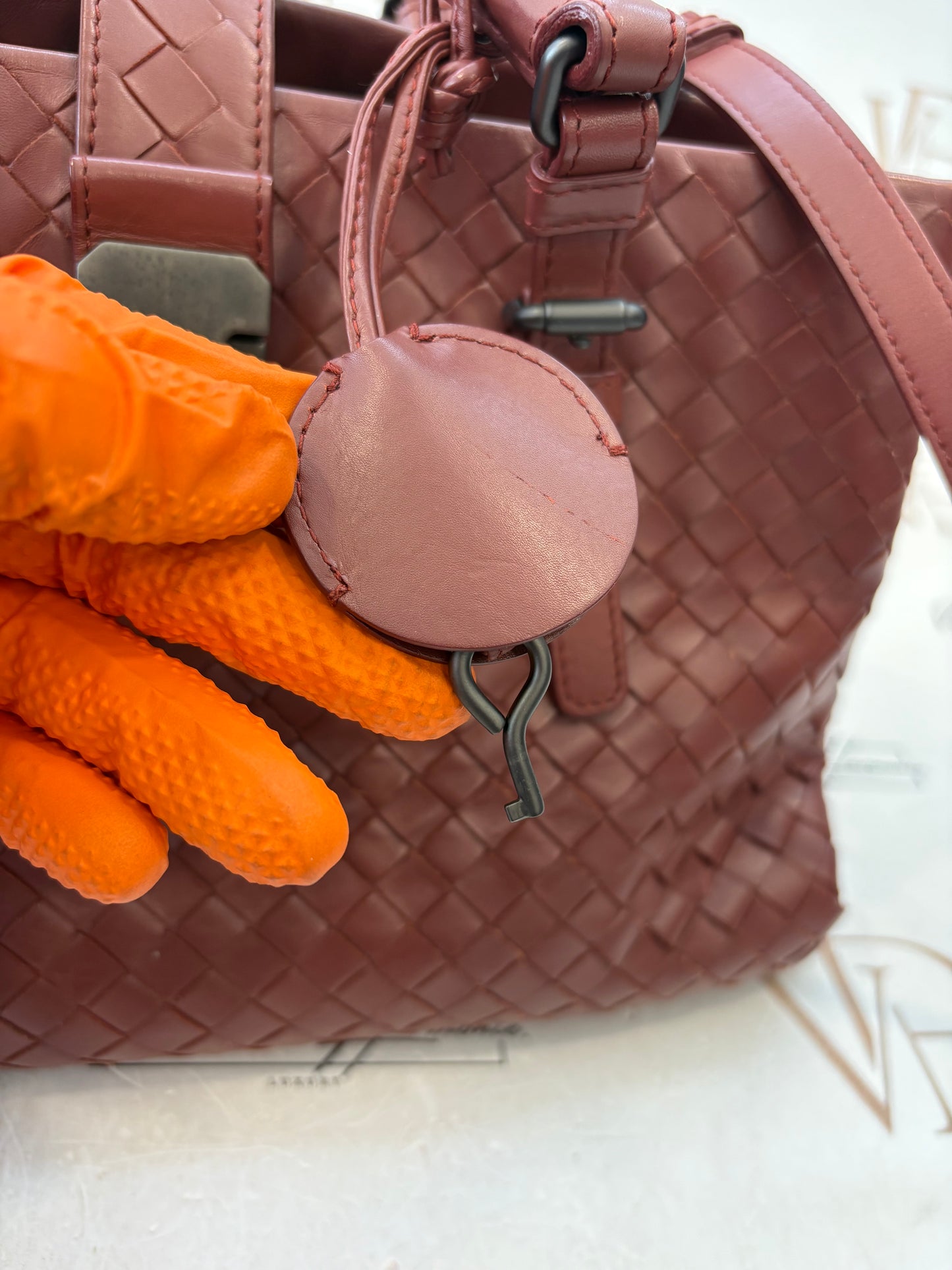 383695 - Bottega Veneta Roma