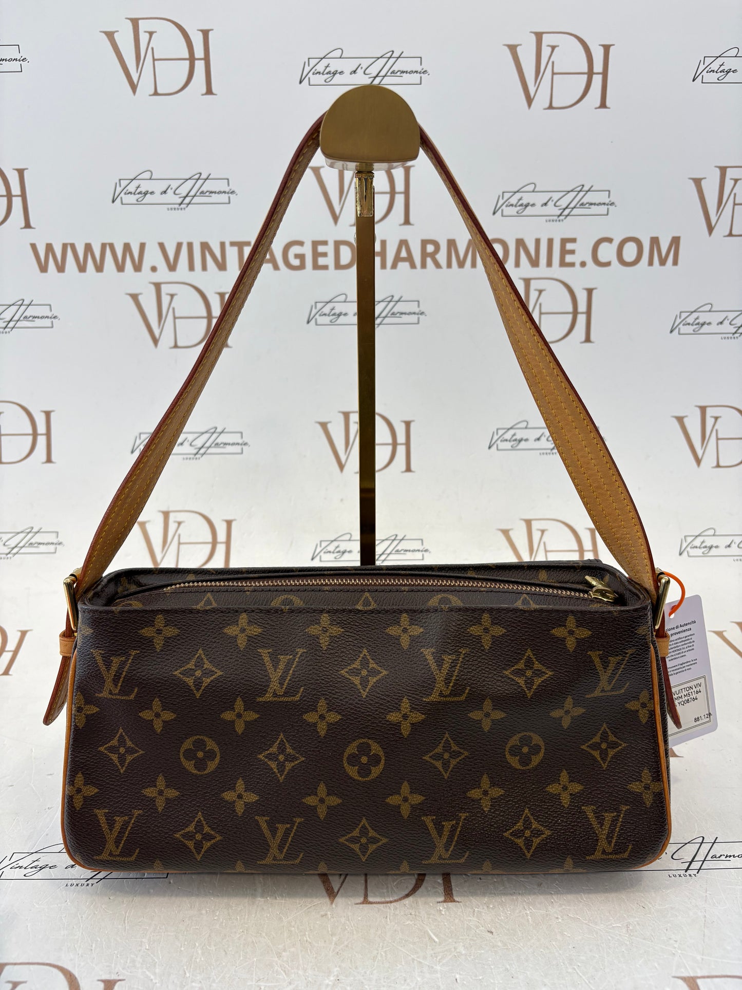 018593 - Louis Vuitton Viva Cite MM
