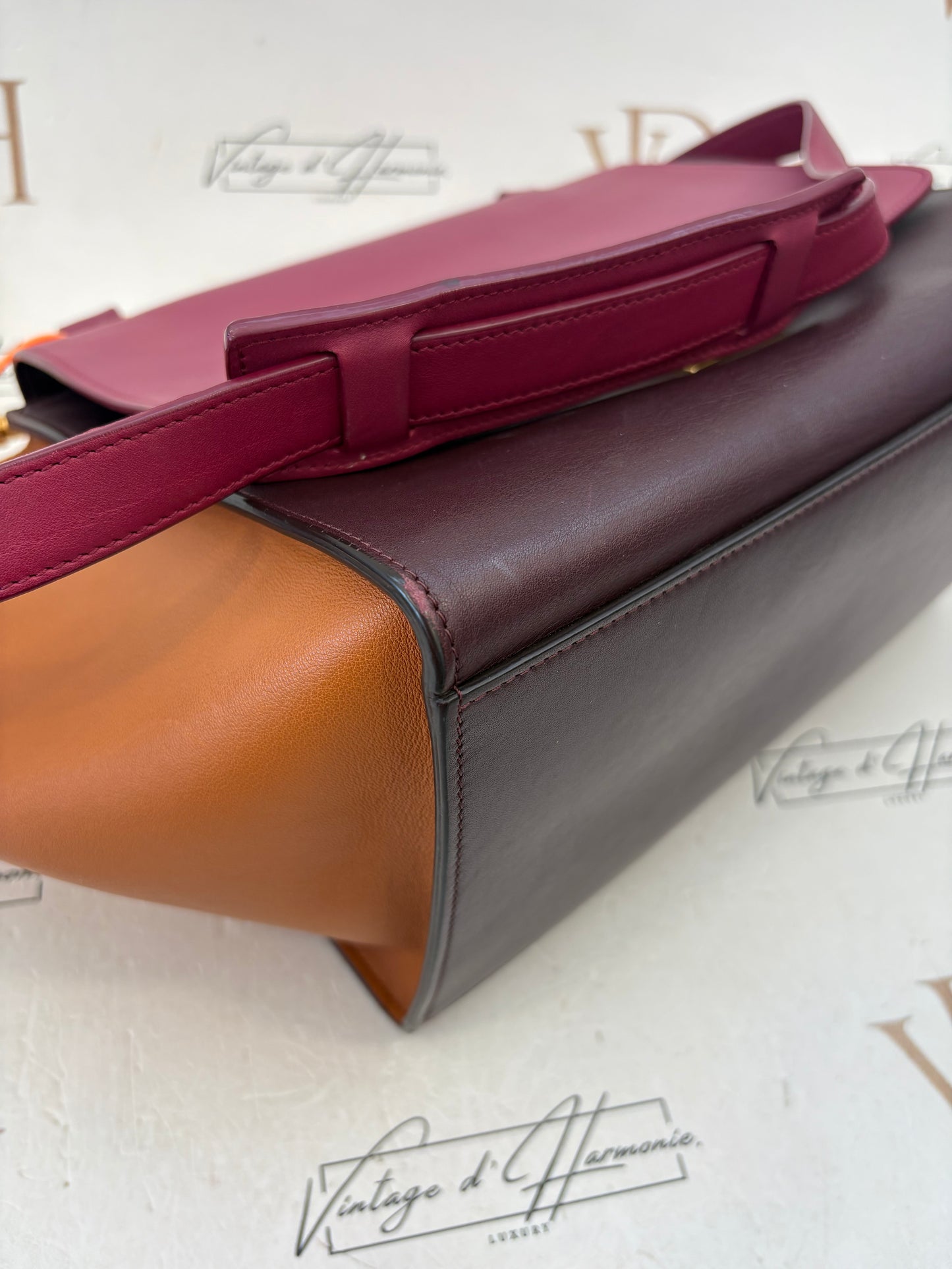 383864 - Céline Trapeze