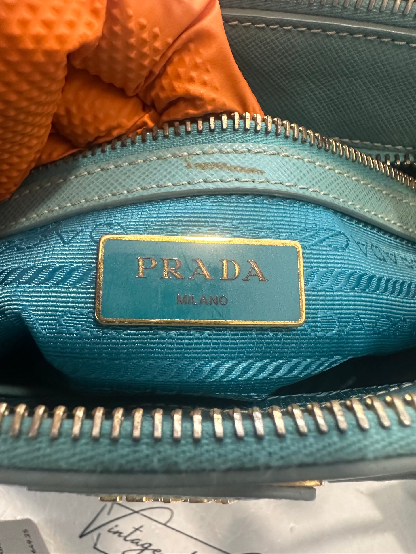 382952 - Prada Galleria