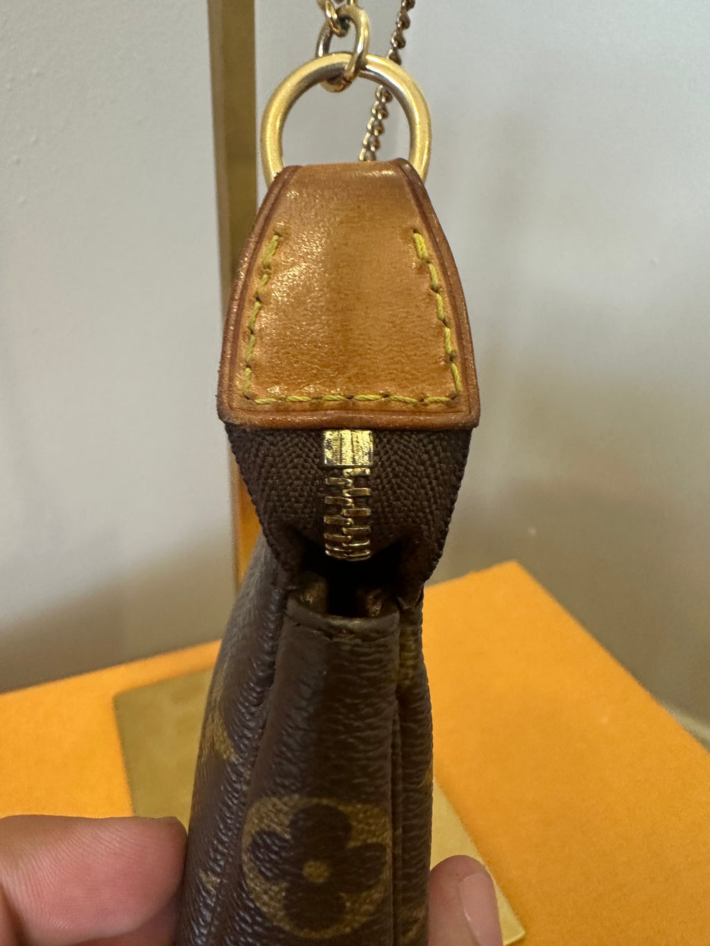 Louis Vuitton Mini pochette