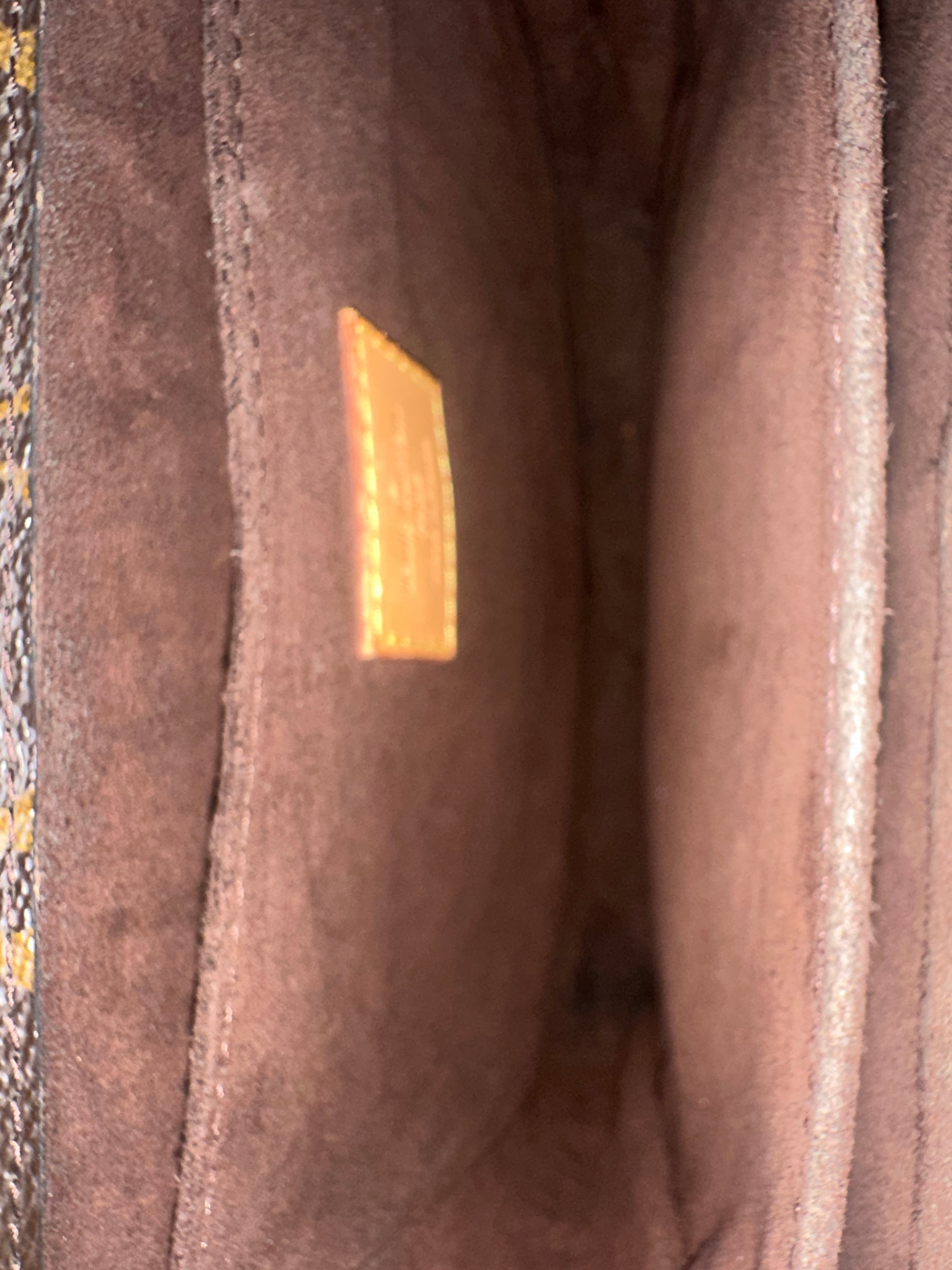 Louis Vuitton Metis MM