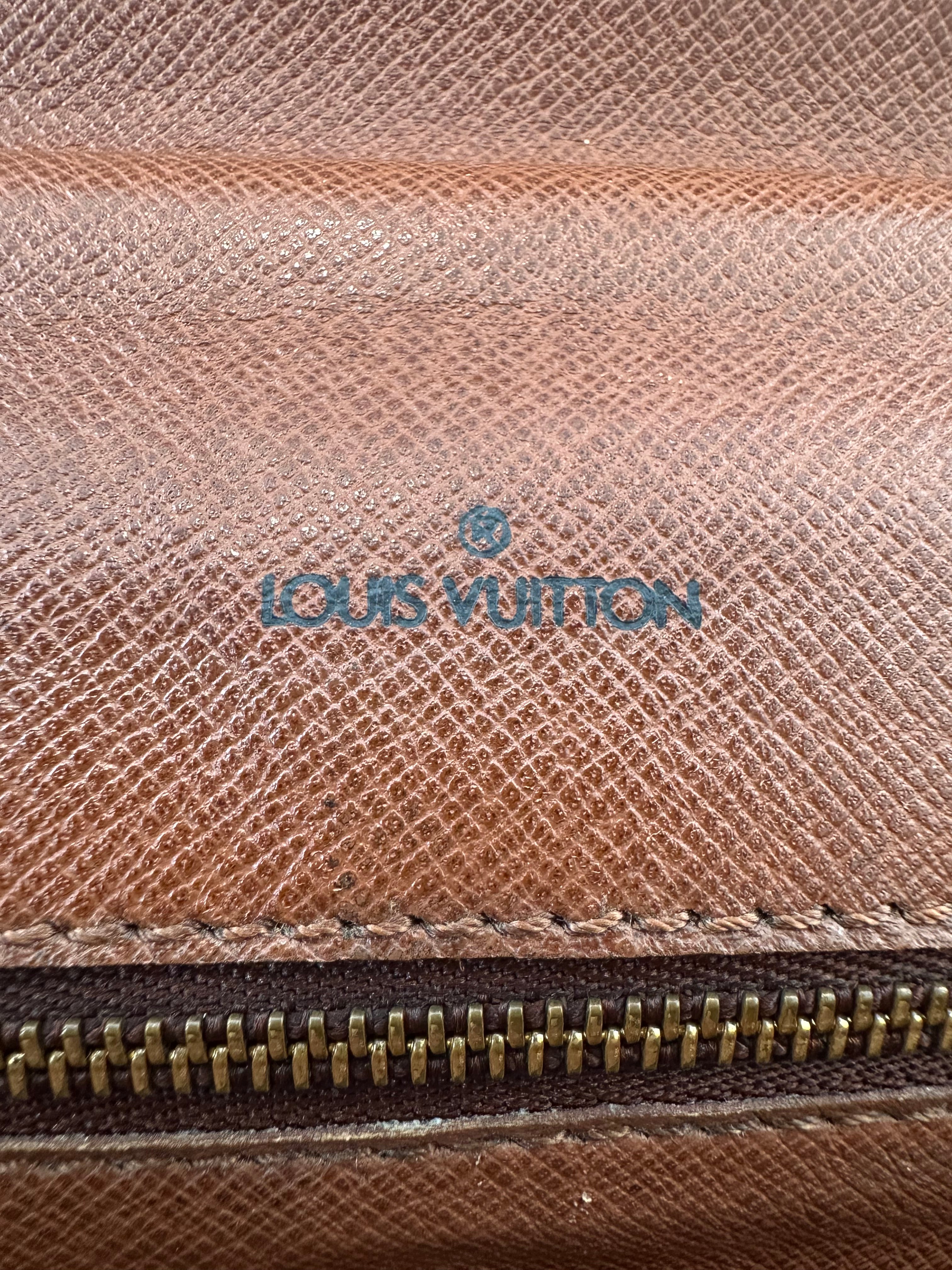 Louis Vuitton Monceau 28