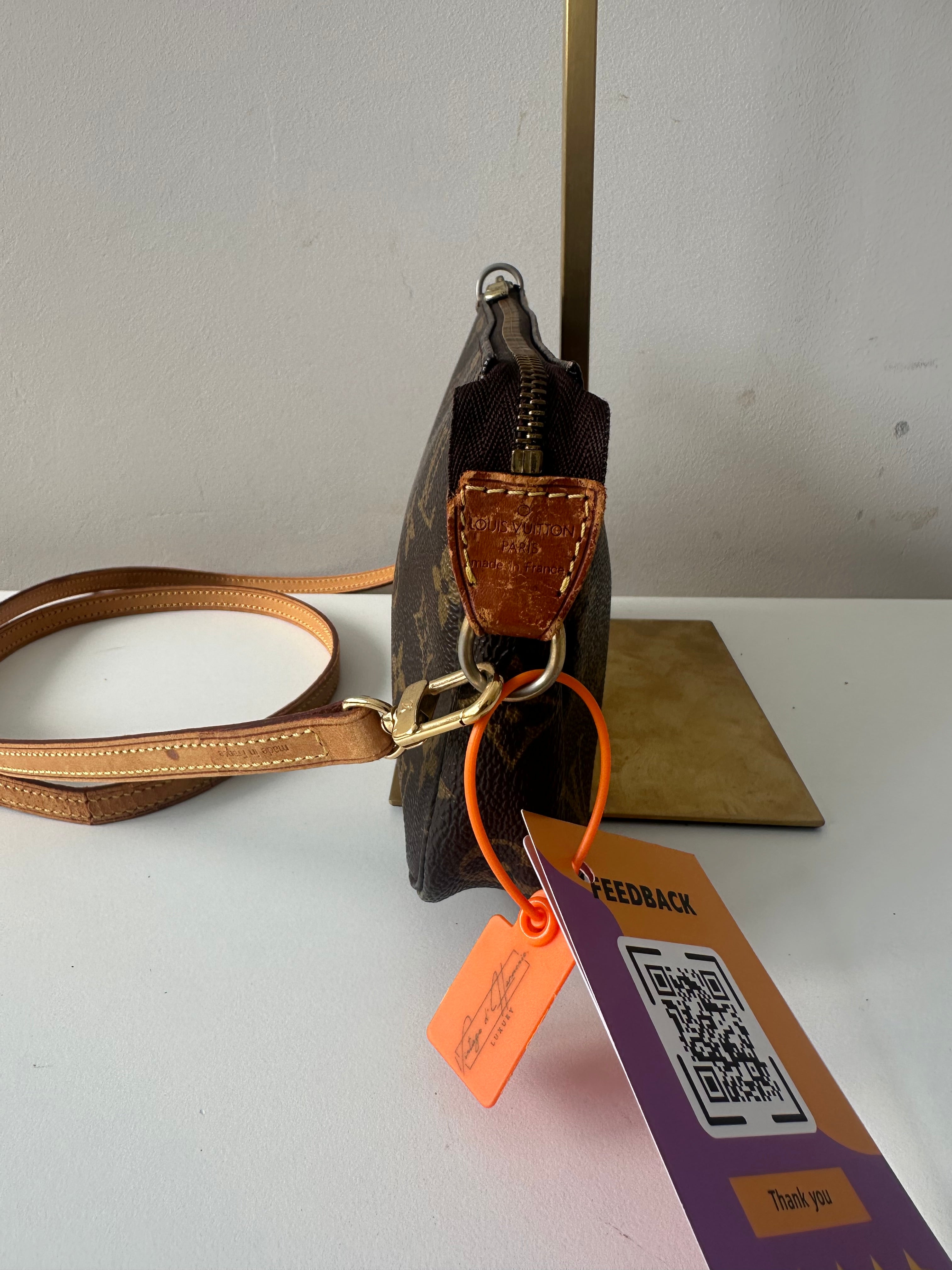 Louis Vuitton Pochette