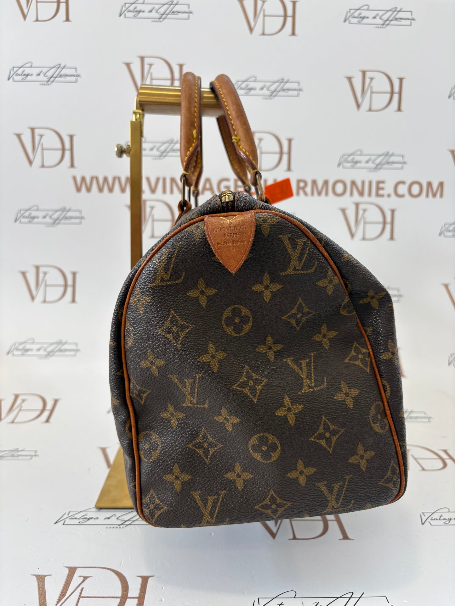 018737 - Louis Vuitton Speedy 30