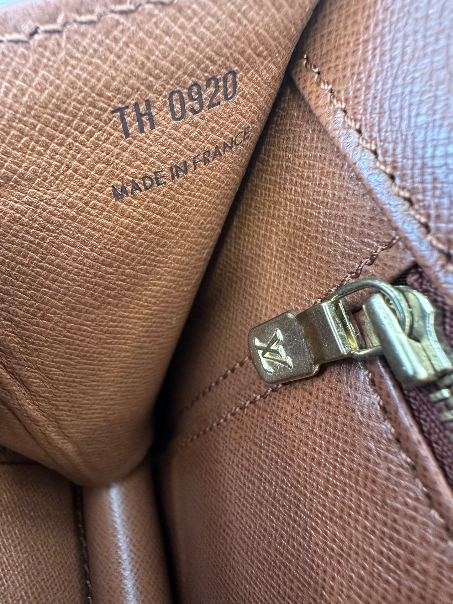 Louis Vuitton Pochette Dame GM