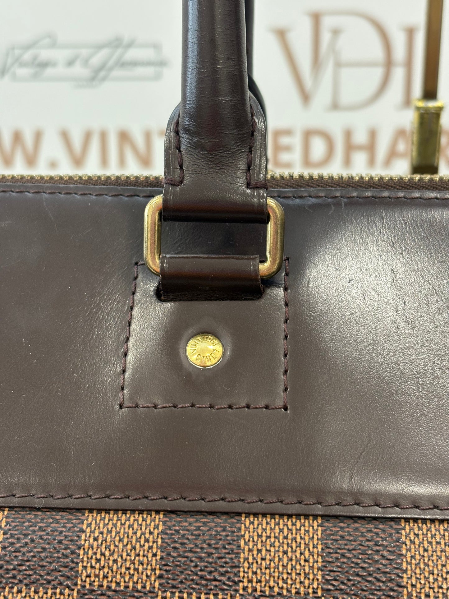 018548 - Louis Vuitton Damier Greenwich