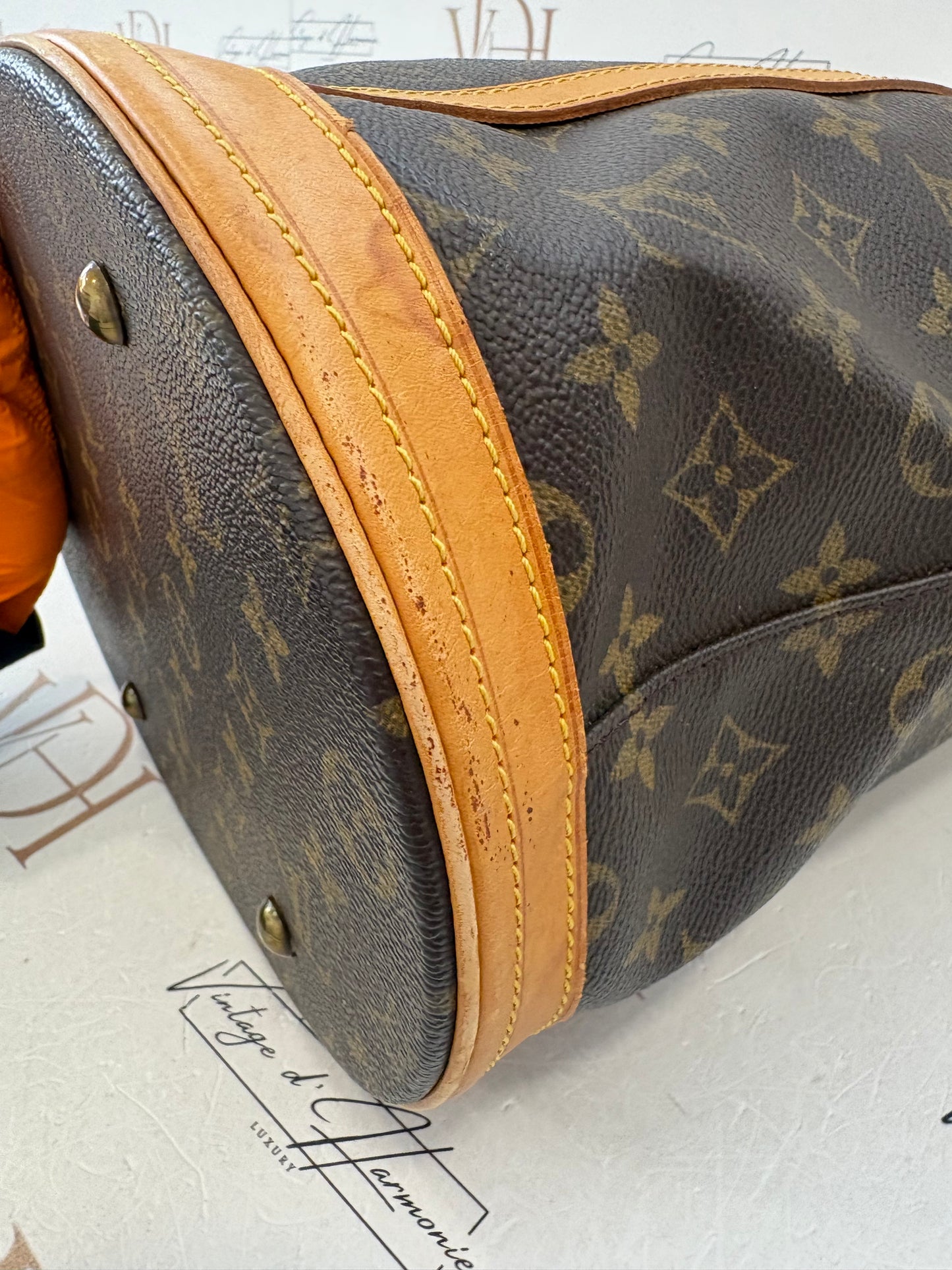 017650 - Louis Vuitton Bucket GM