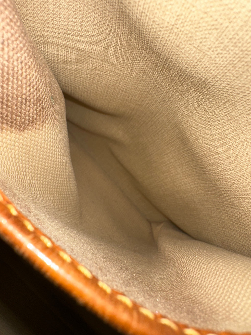 Louis Vuitton Deauville