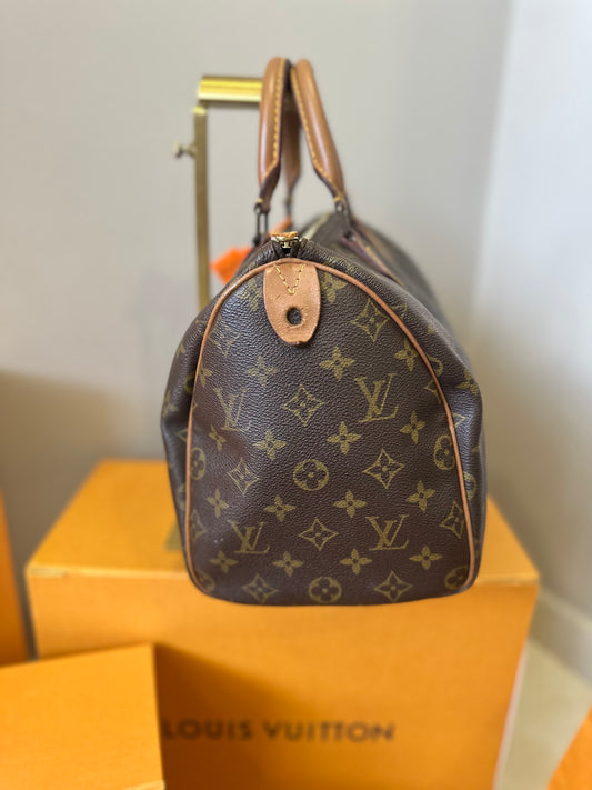 Louis Vuitton Speedy 30