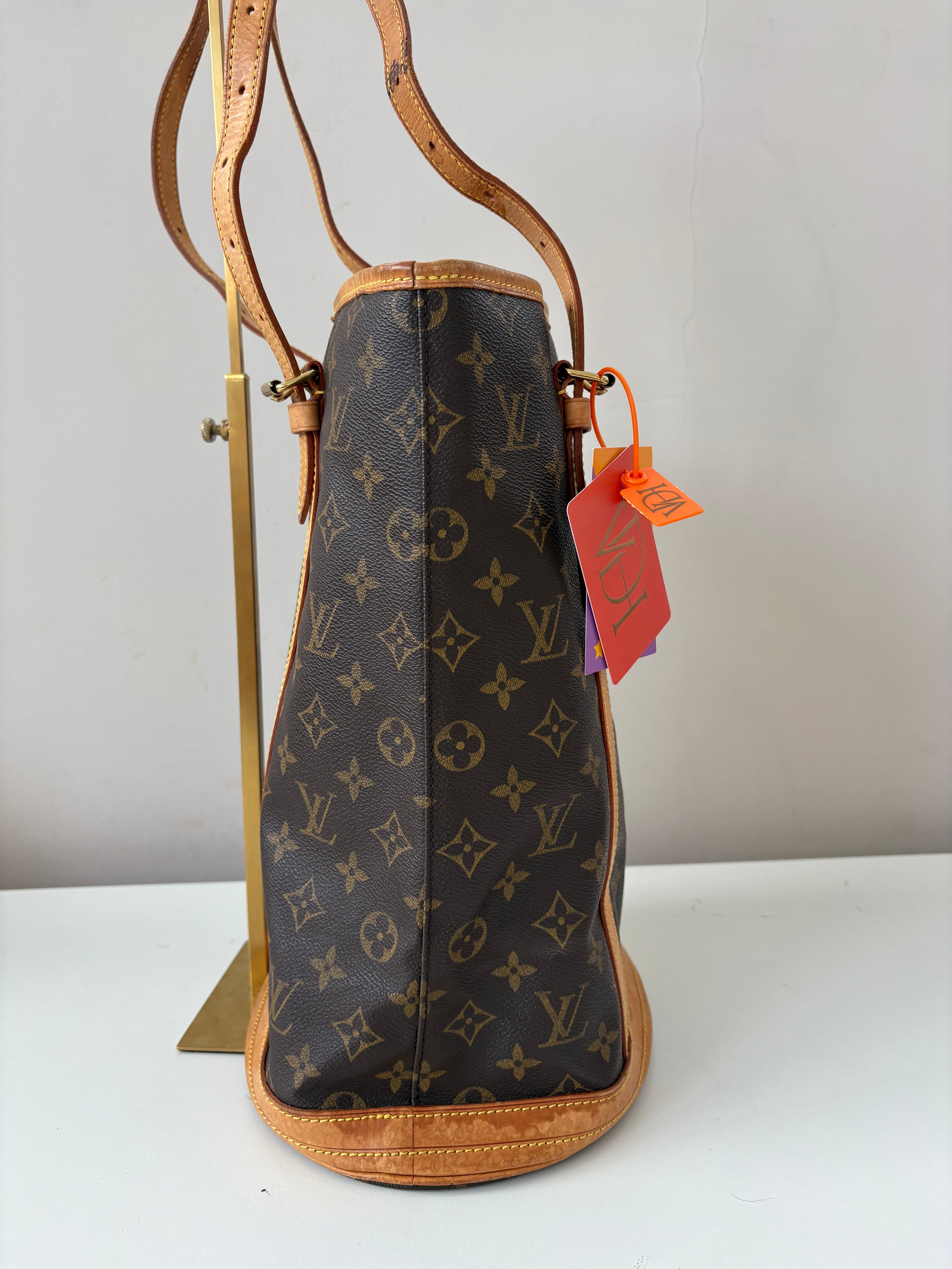 Louis Vuitton Bucket GM