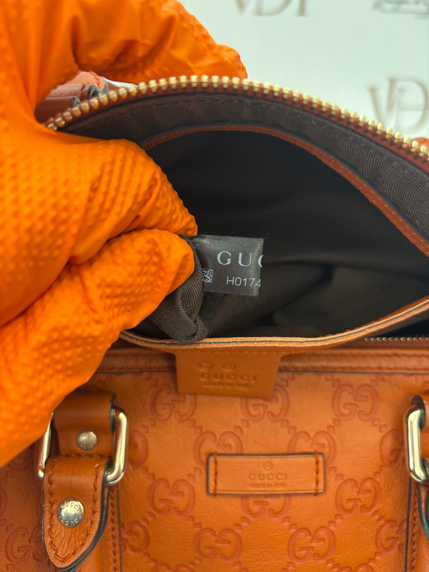 383708 - Gucci Bauletto Orange
