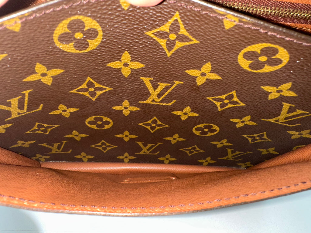 Louis Vuitton Monceau 28