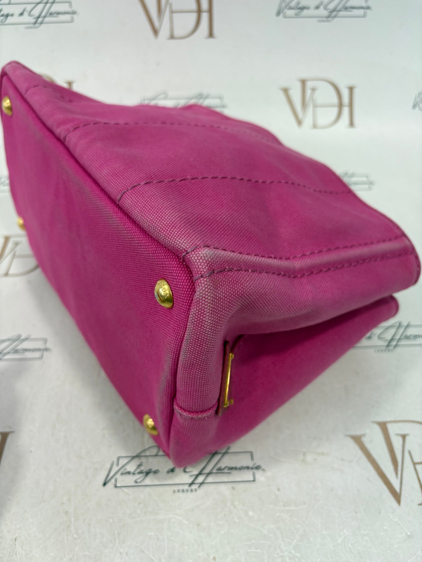 018335 - Prada Canapa