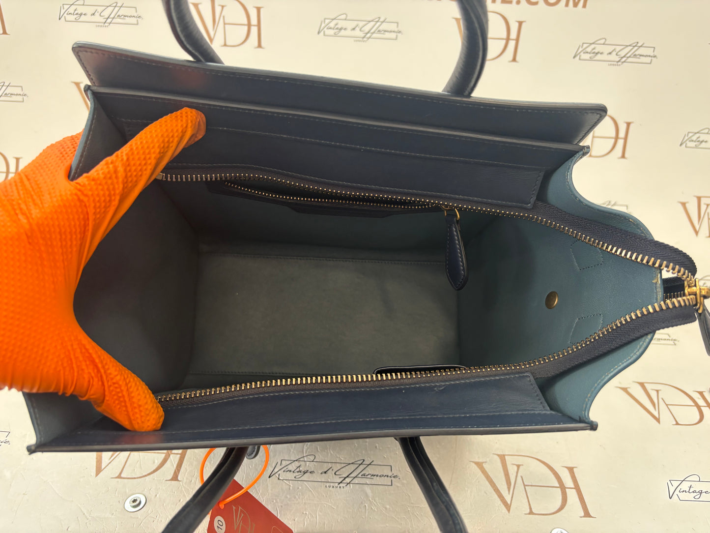 384193 - Céline Luggage