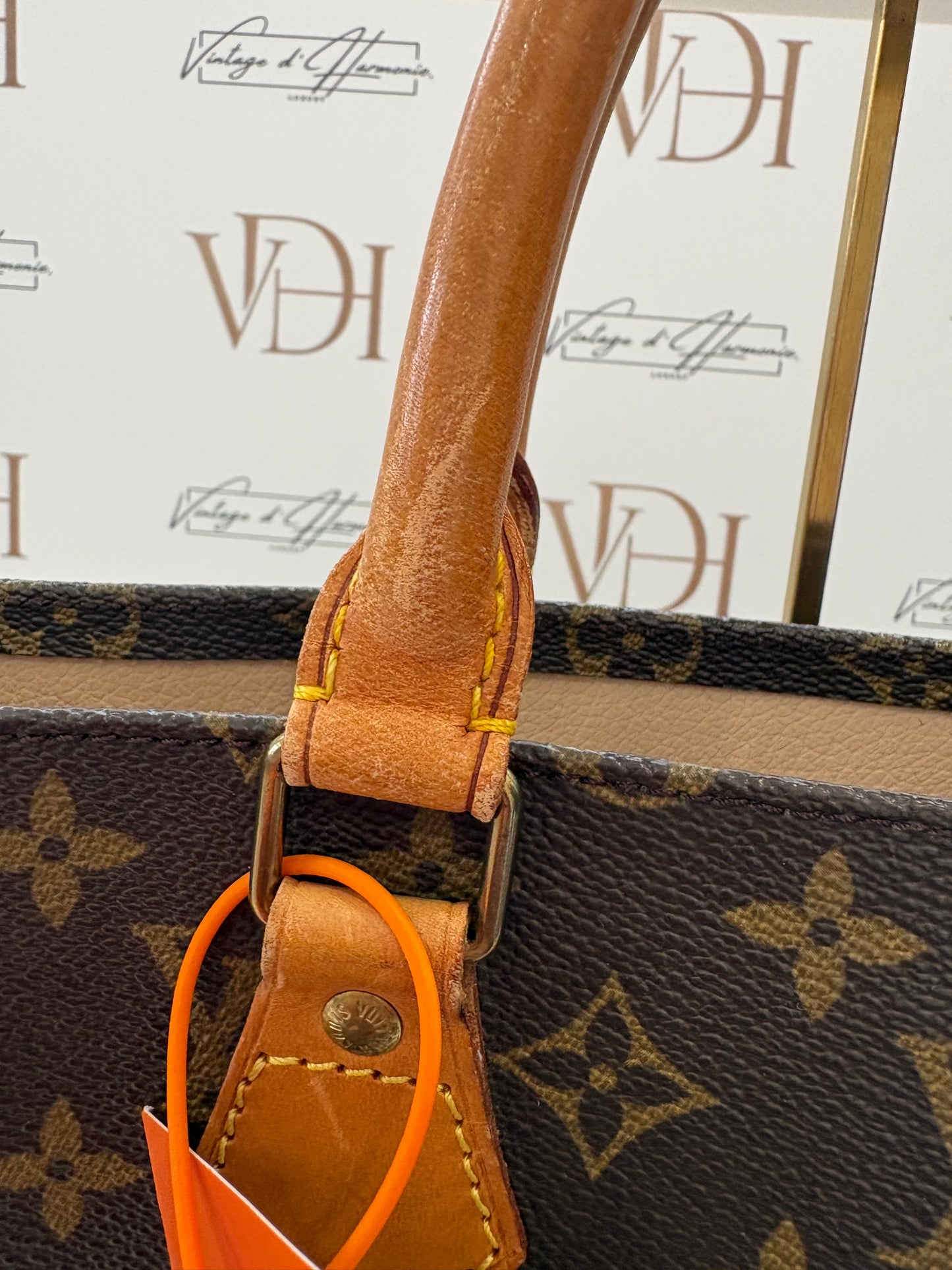 016918 - Louis Vuitton Sac Plat